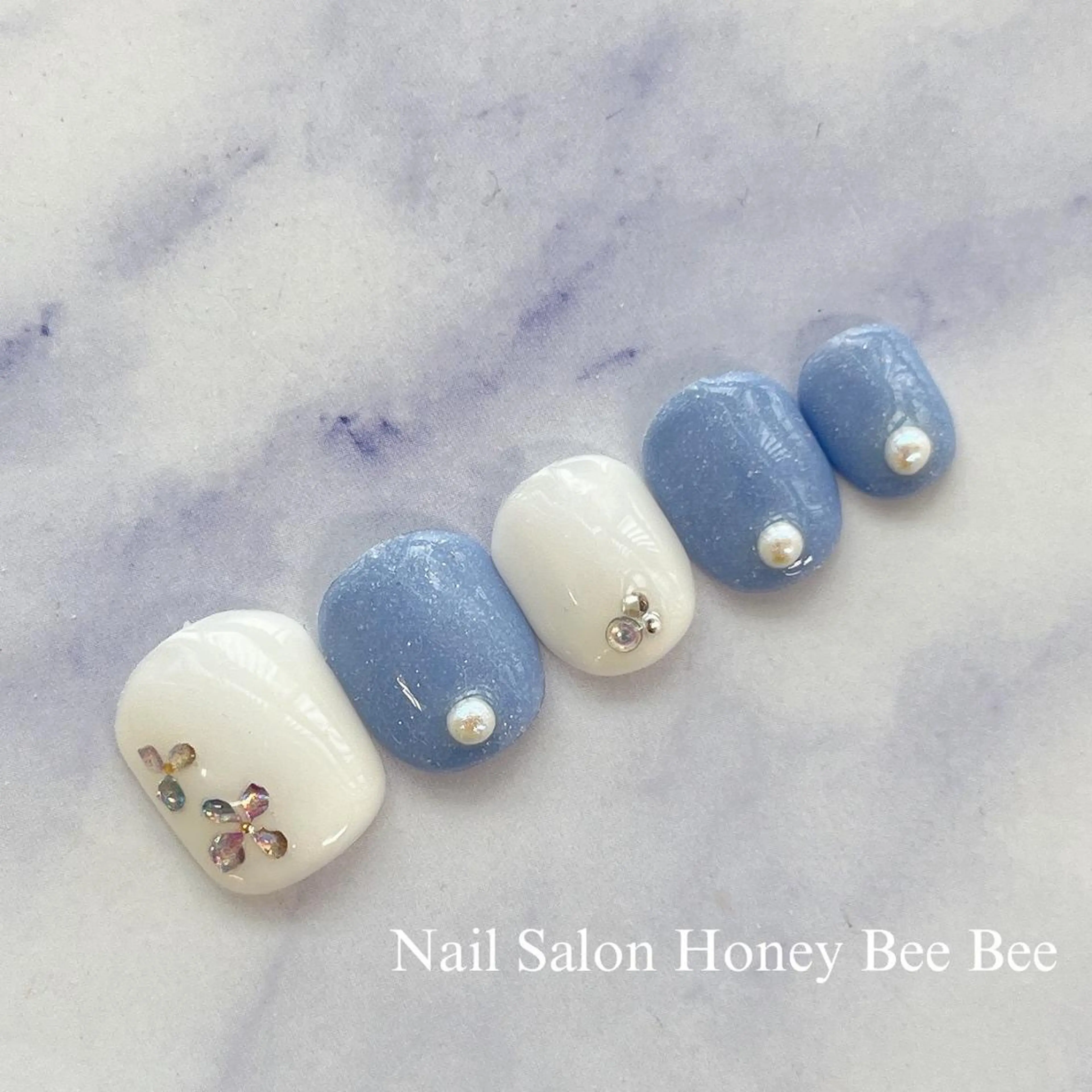 ネイル Nail salon Honey Beeのネイルデザイン