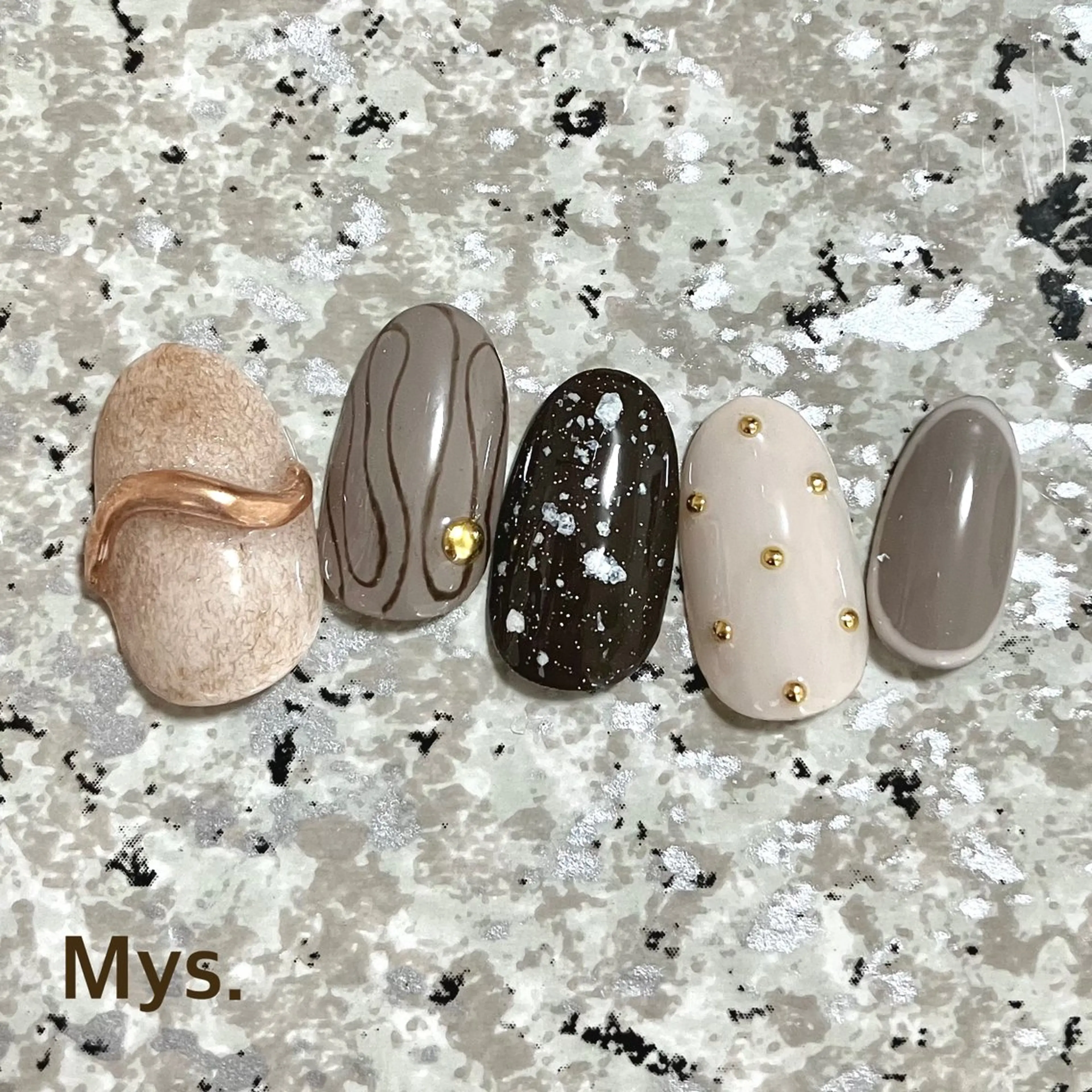 ネイル ハンドネイル Mys. 三上紗紀のネイルデザイン