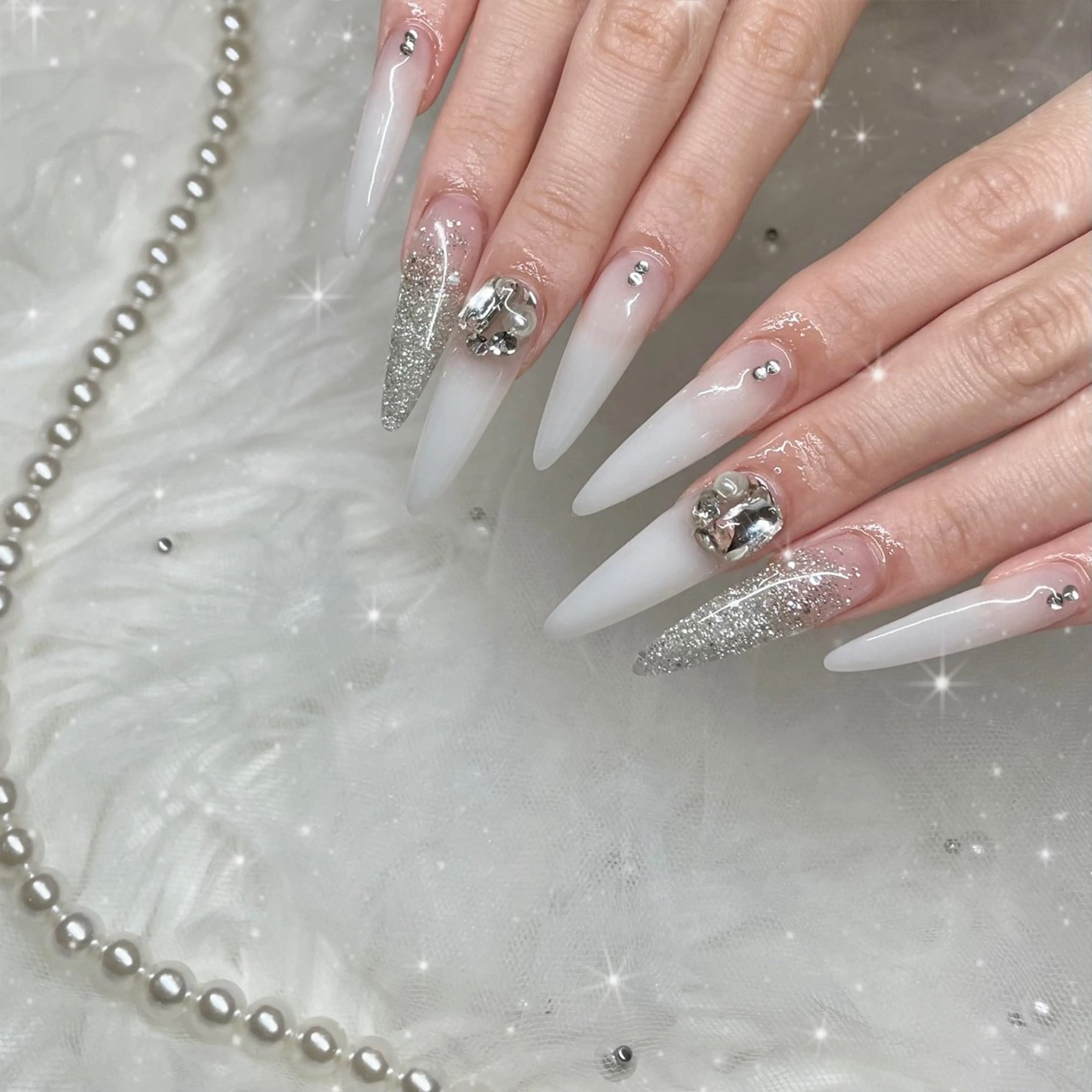 ネイル ロングネイル ハンドネイル Blue daisy 栄本店のネイルデザイン