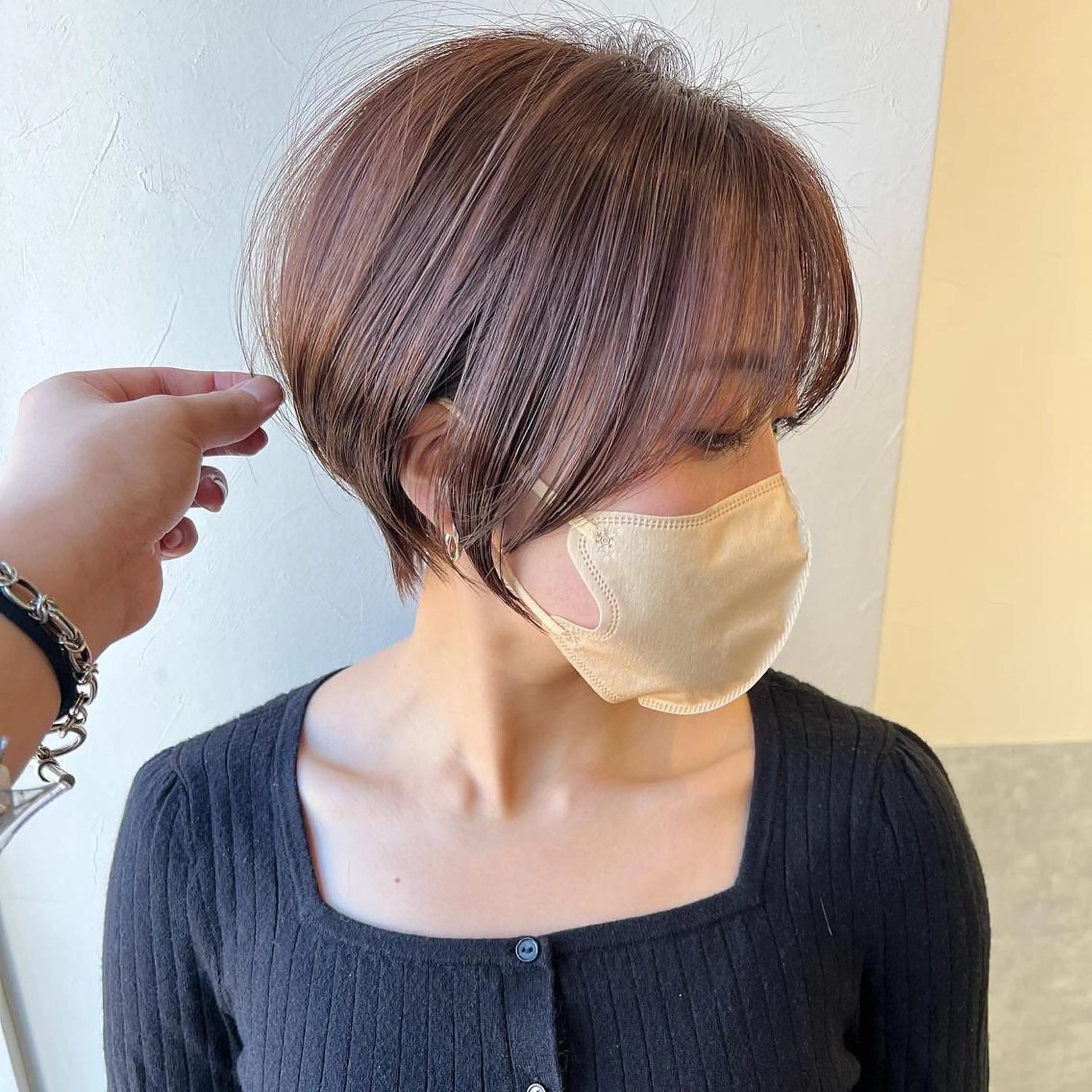 ショート カット ヘアカラー トリートメント コテ巻き風パーマ /志村大成のヘアスタイル