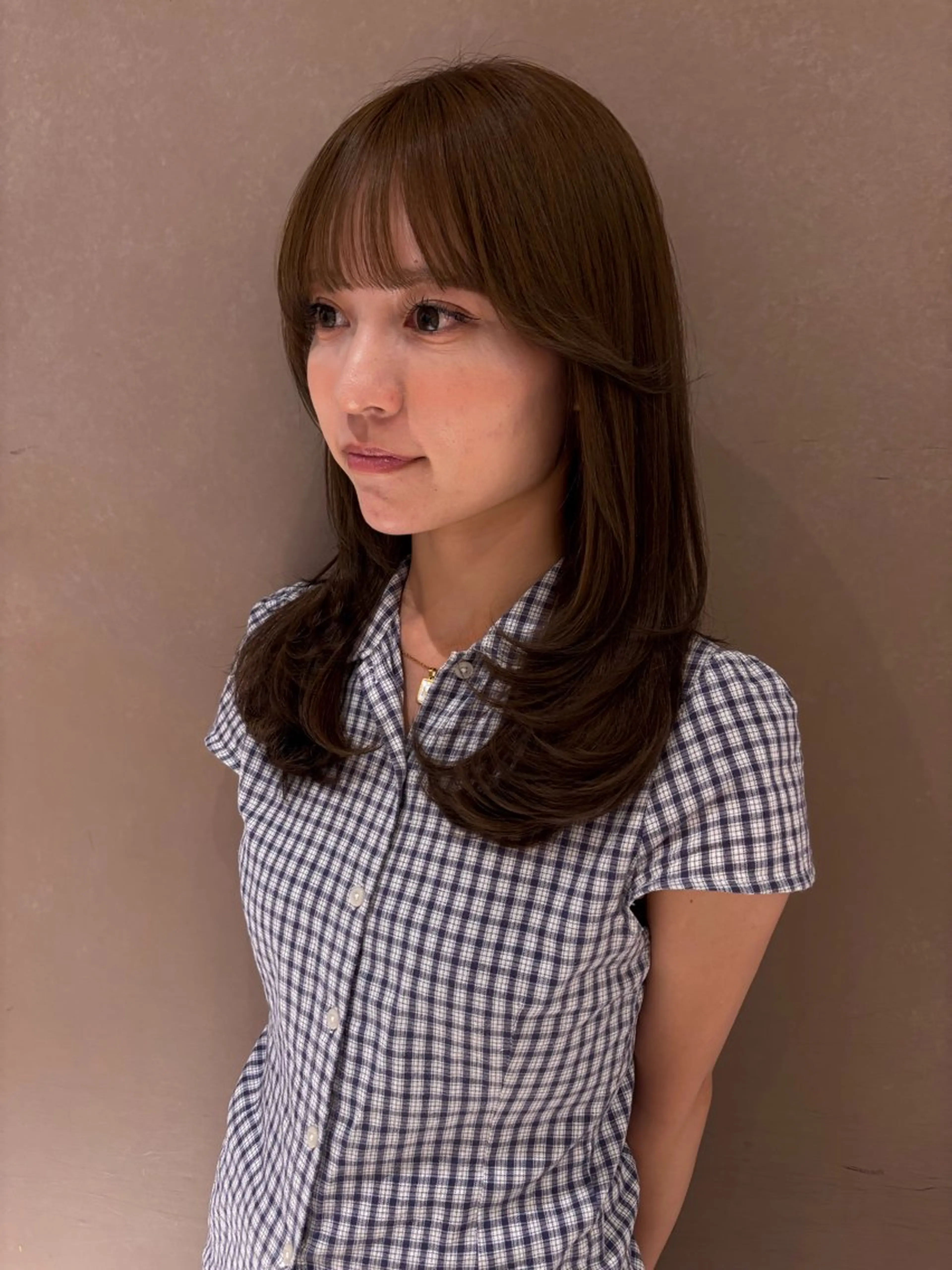 セミロング 渡邊 百咲のヘアスタイル