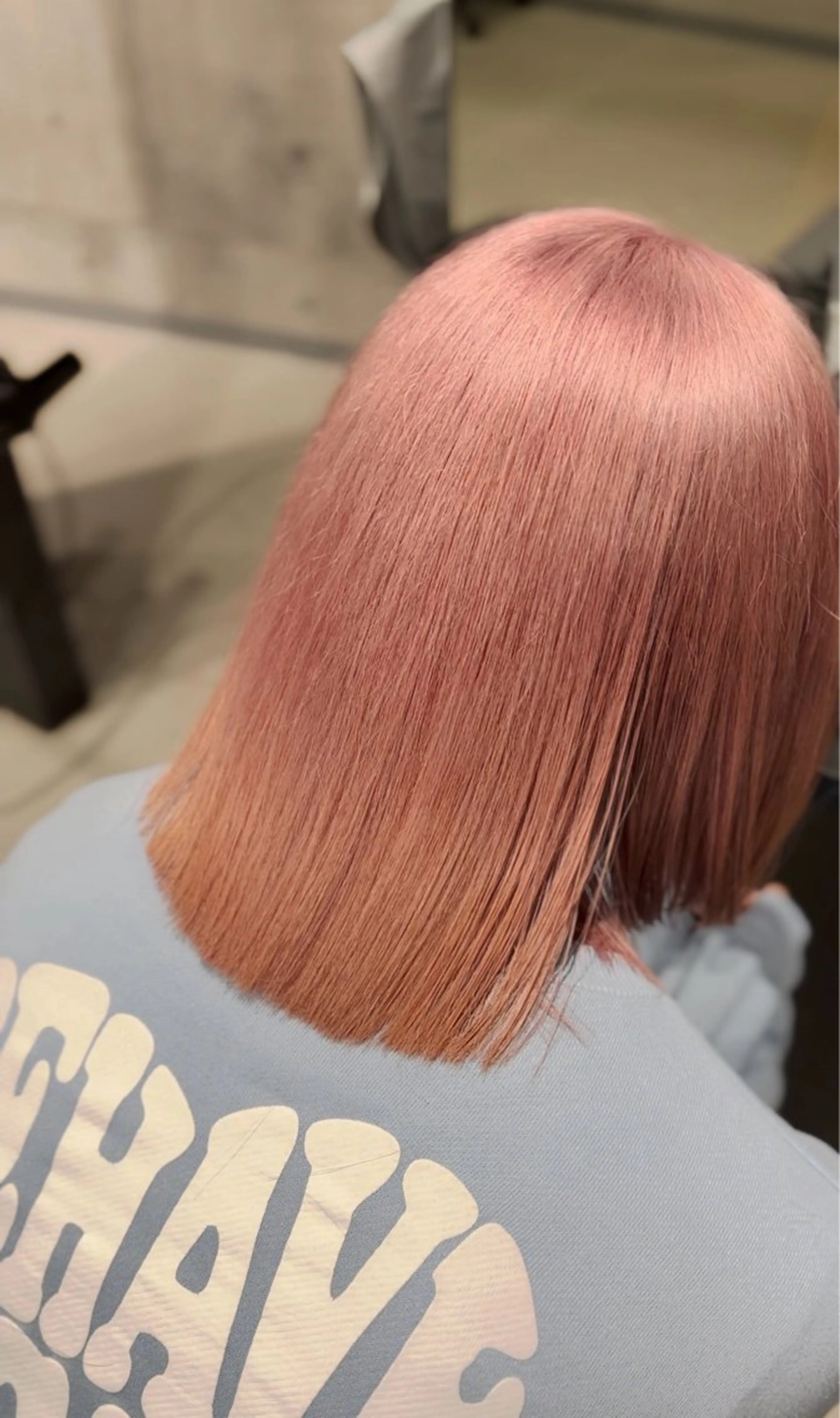 ショート カラー ピンクカラー ホワイトピンク カット ヘアカラー _WHITE / KENTOのヘアスタイル