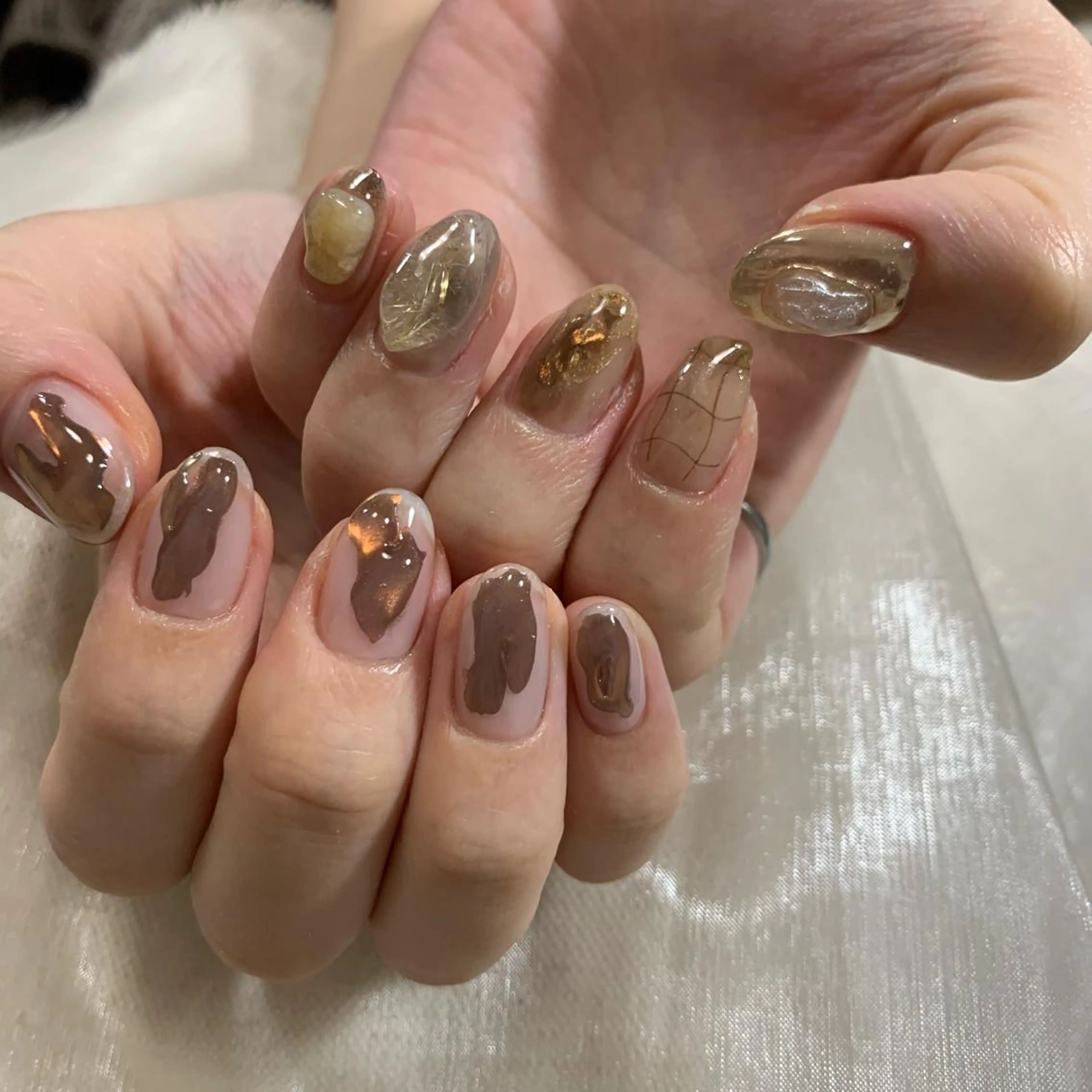 ネイル ハンドネイル 里見 麗のネイルデザイン