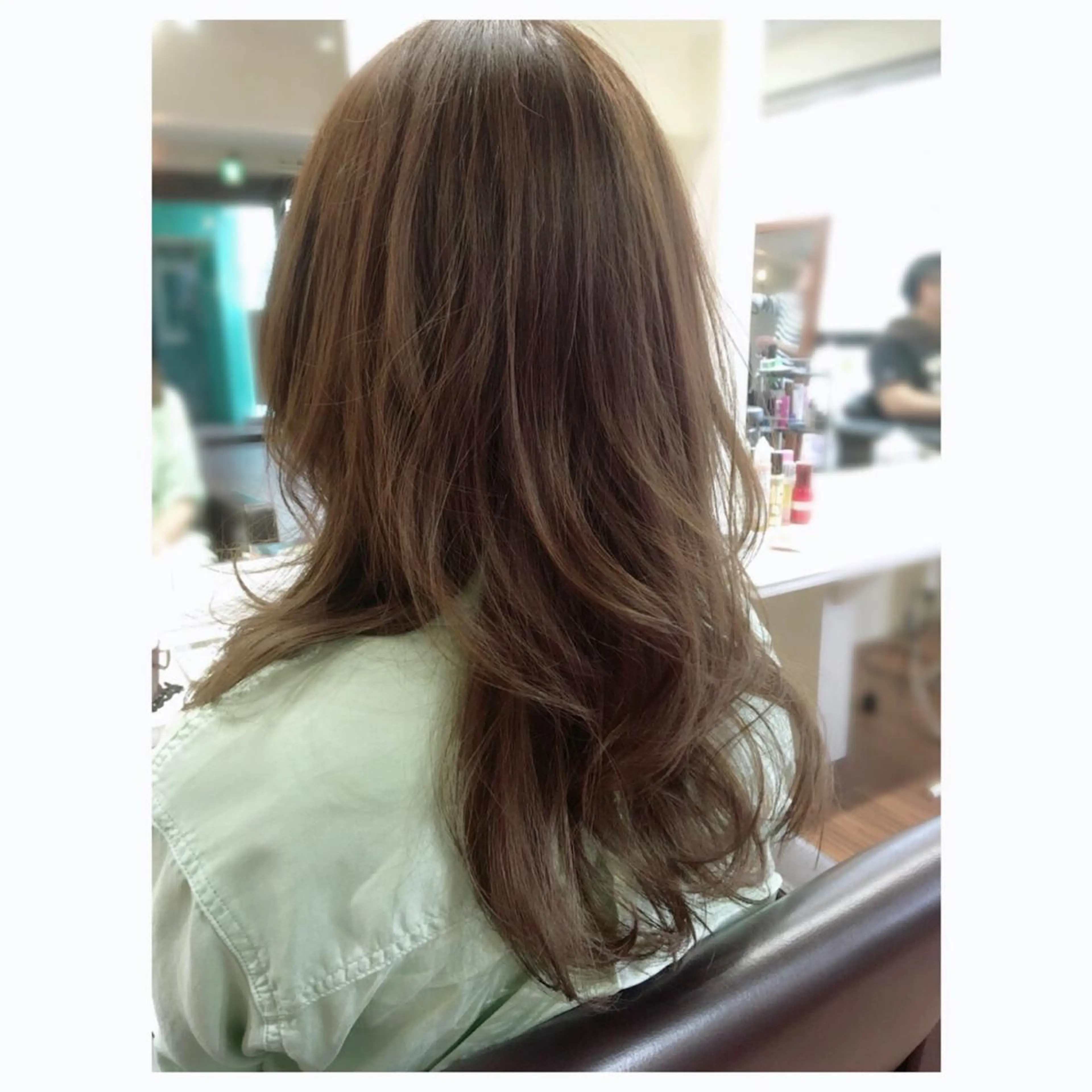 ミディアム セミロング カラー ハイライトカラー ハイライト peige 斉藤✨大人ヘアー✨のヘアスタイル
