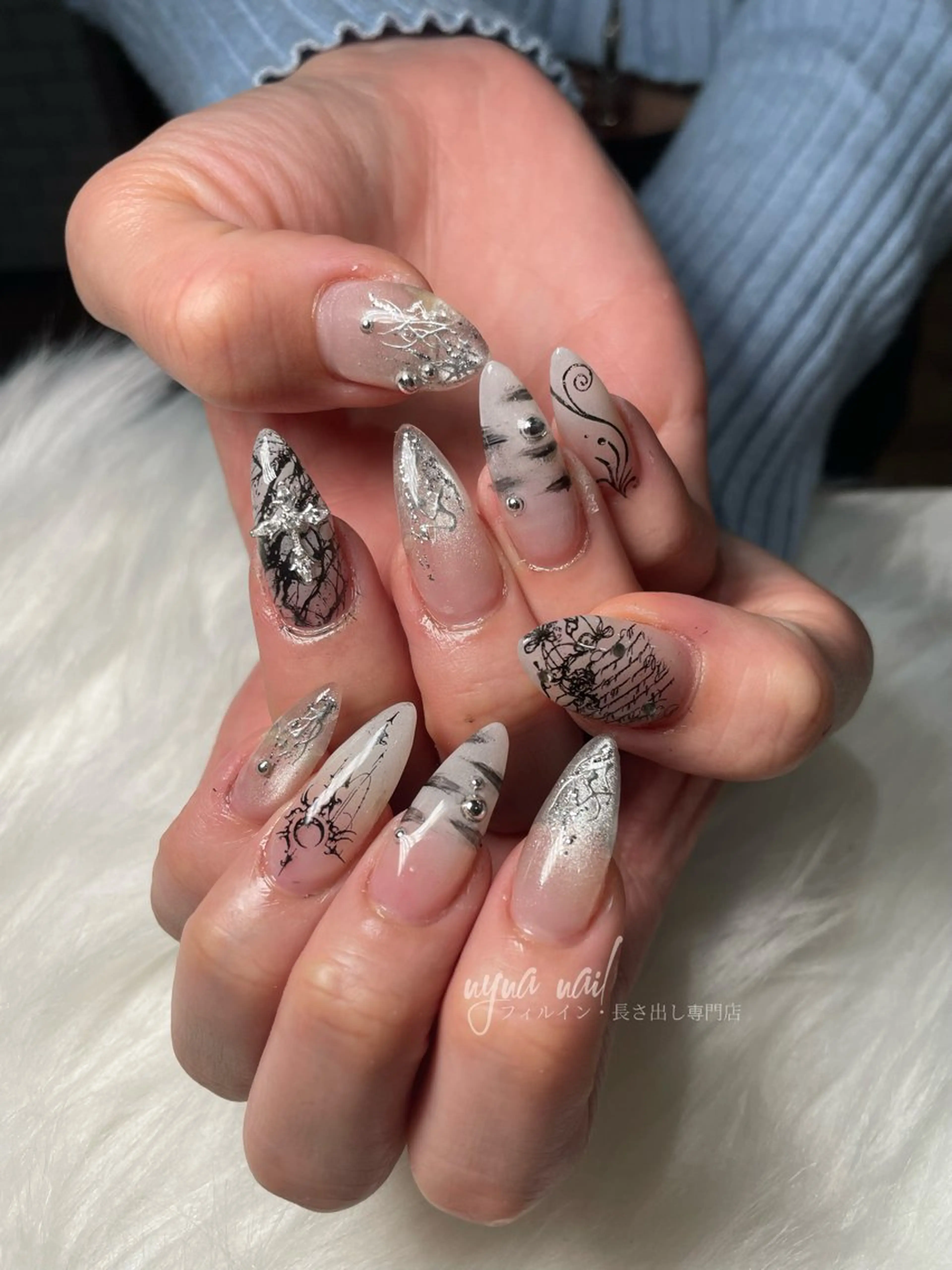 ネイル Nyna nail Chiakiのネイルデザイン