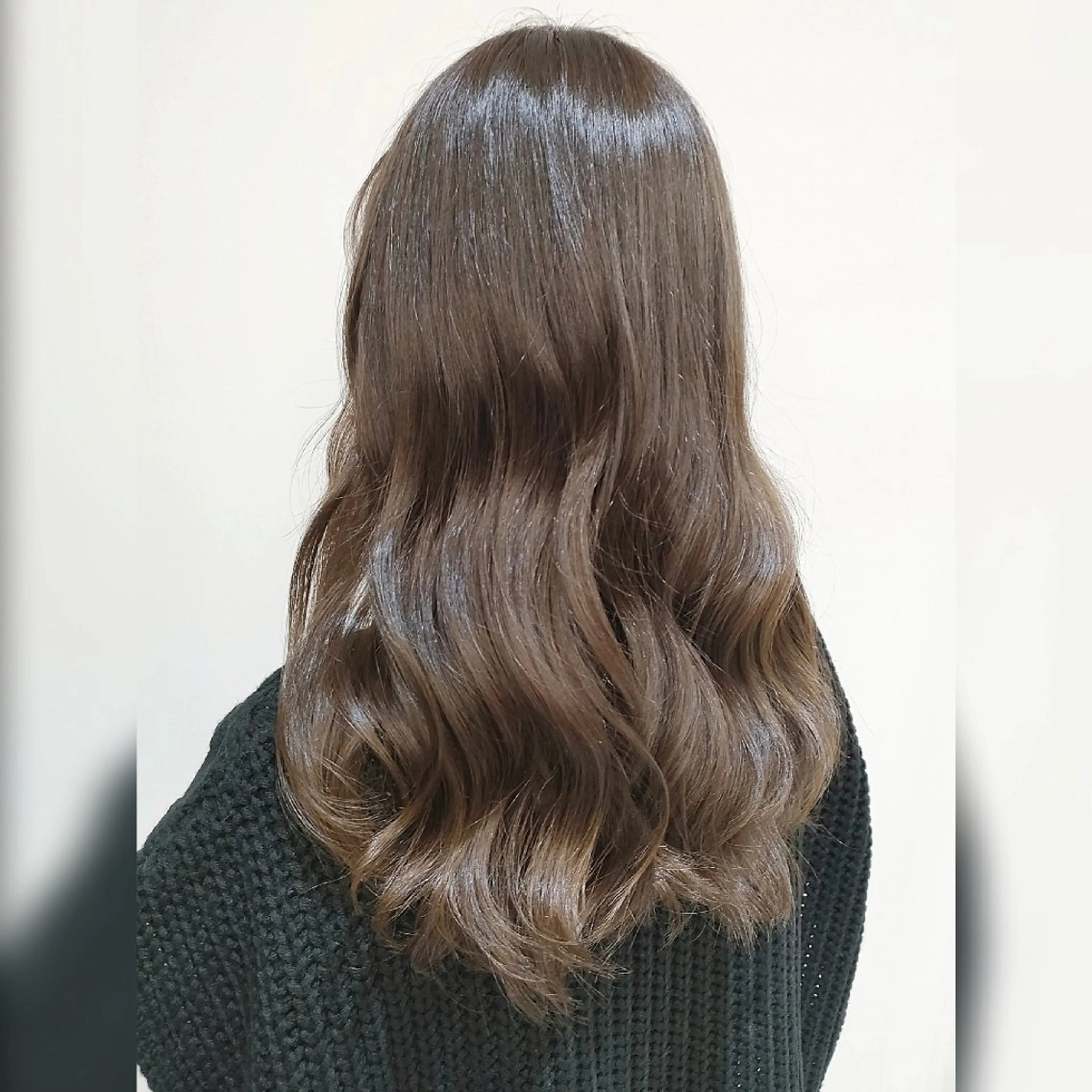 ロング カラー アッシュ ベージュカラー AyaLA organic＆spa 東船橋店所属・💜Ayala 🌈SHIHO💜のヘアスタイル