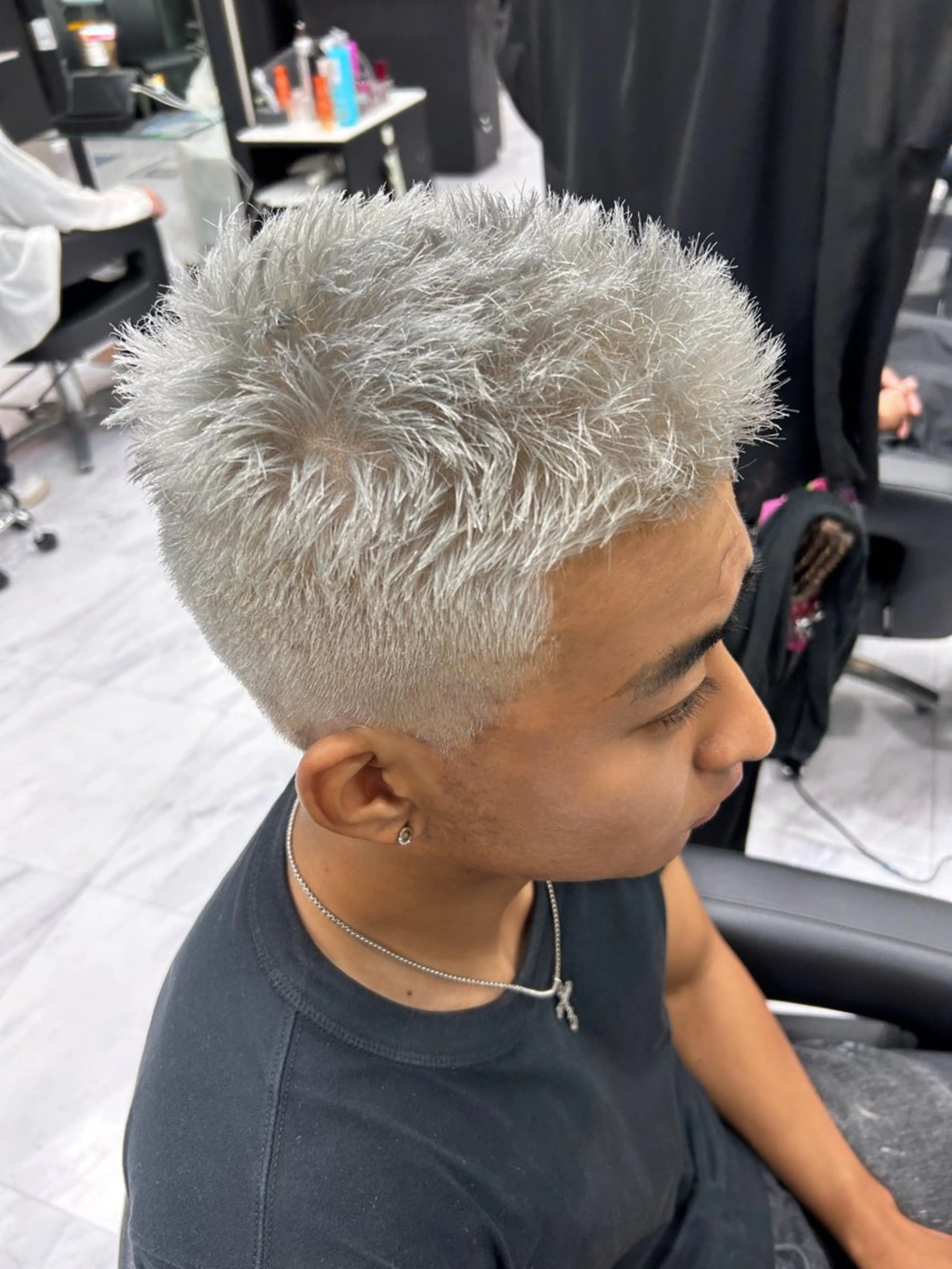 ショート カラー メンズ ヘアカラー 🍊小川実里🍊 /カラーレイヤーのヘアスタイル