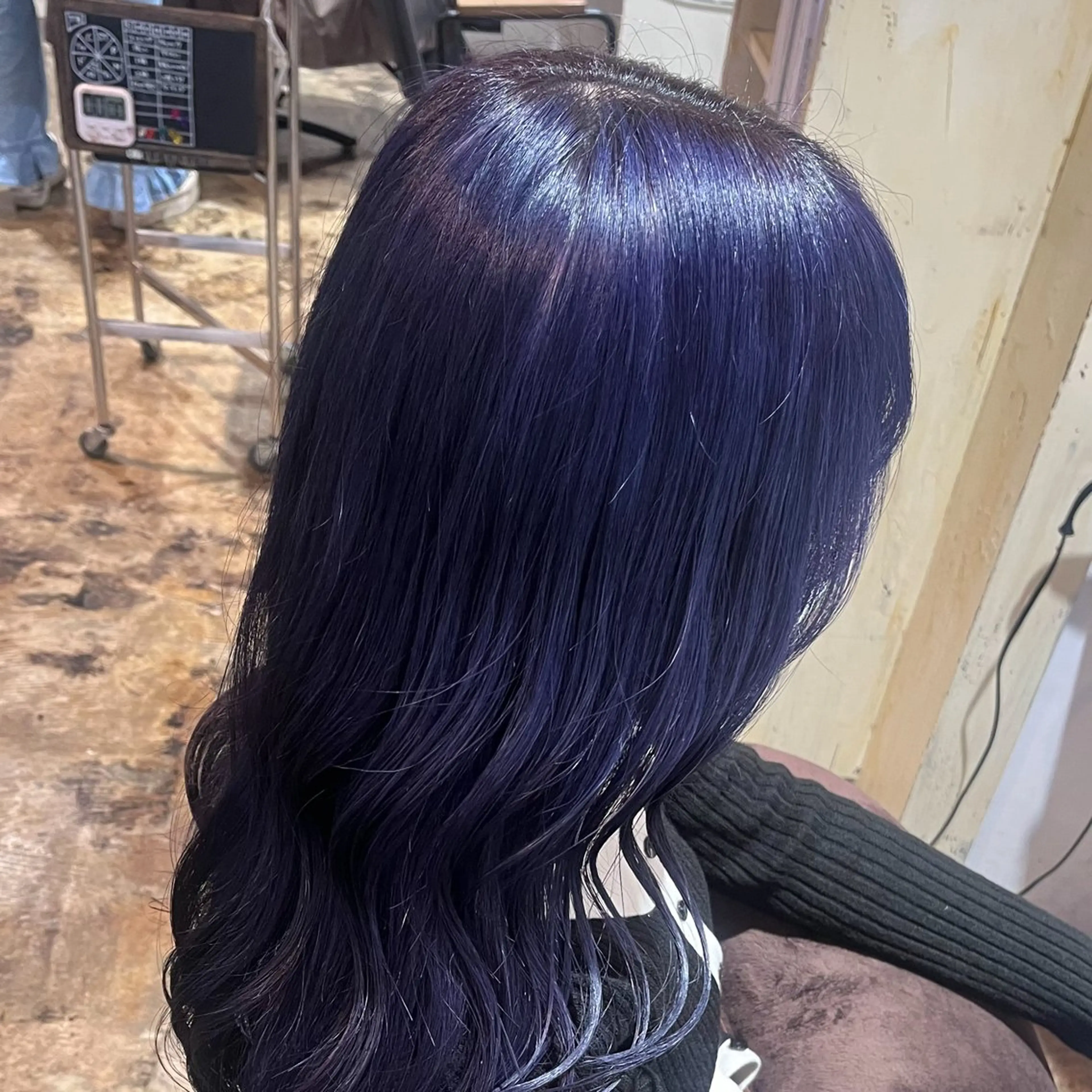 ロング カラー ブリーチ カット ヘアカラー トリートメント 伊藤 玲衣のヘアスタイル