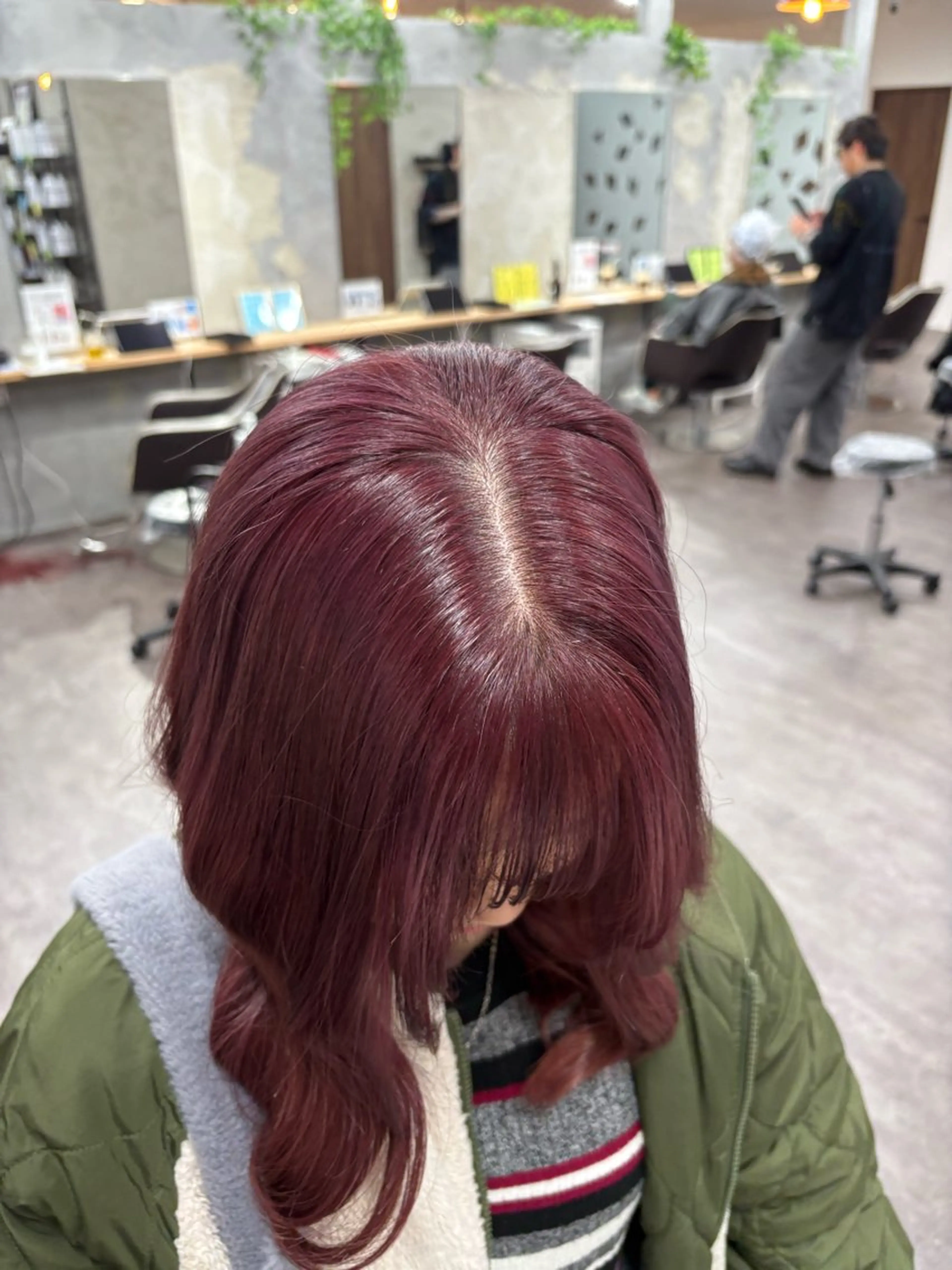 ミディアム カラー ブリーチ ラベンダーカラー ブリーチなしカラー ピンクカラー ピンクラベンダー 高久 翔大のヘアスタイル