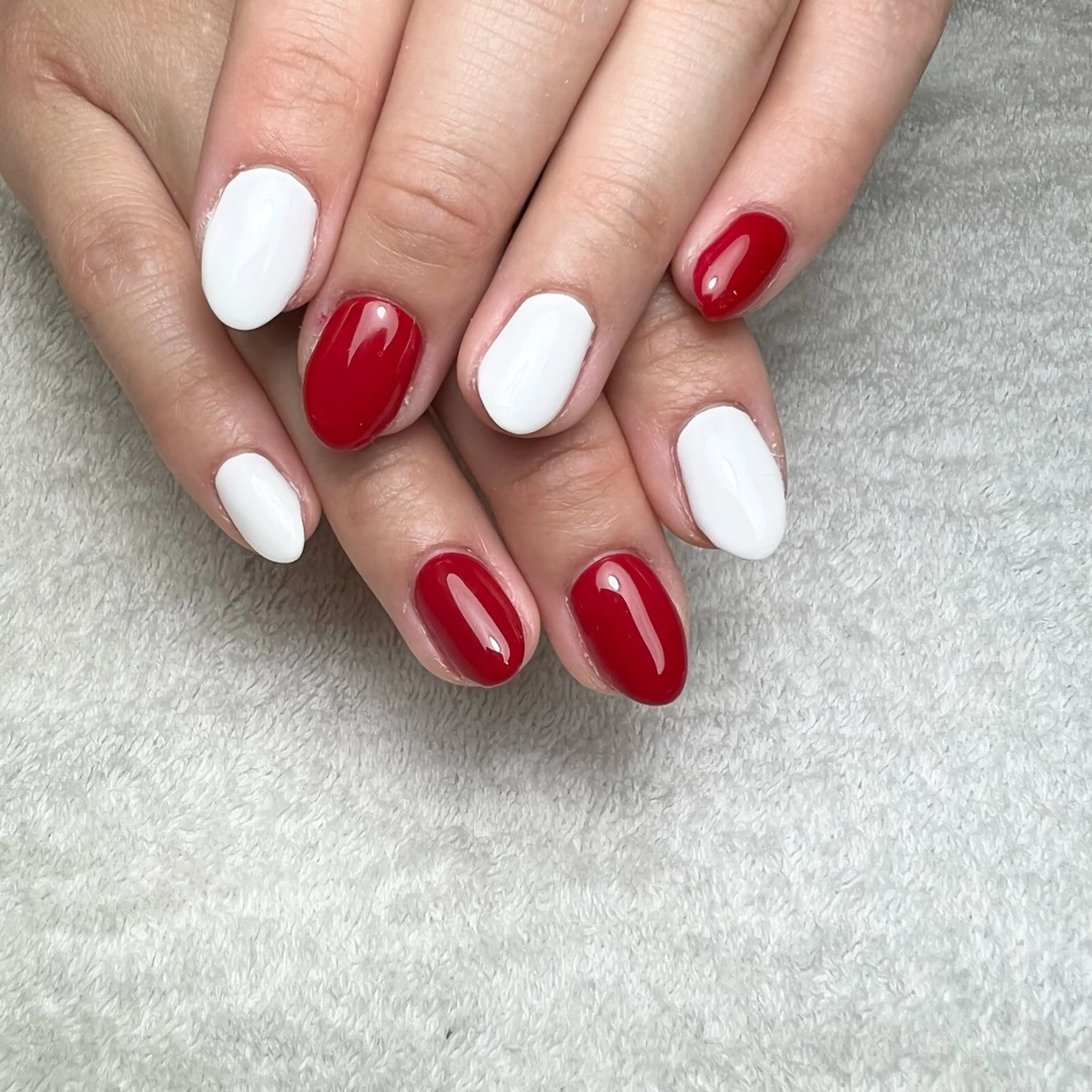 ネイル シンプルネイル ハンドネイル COCO +のエステ・リラクイメージ