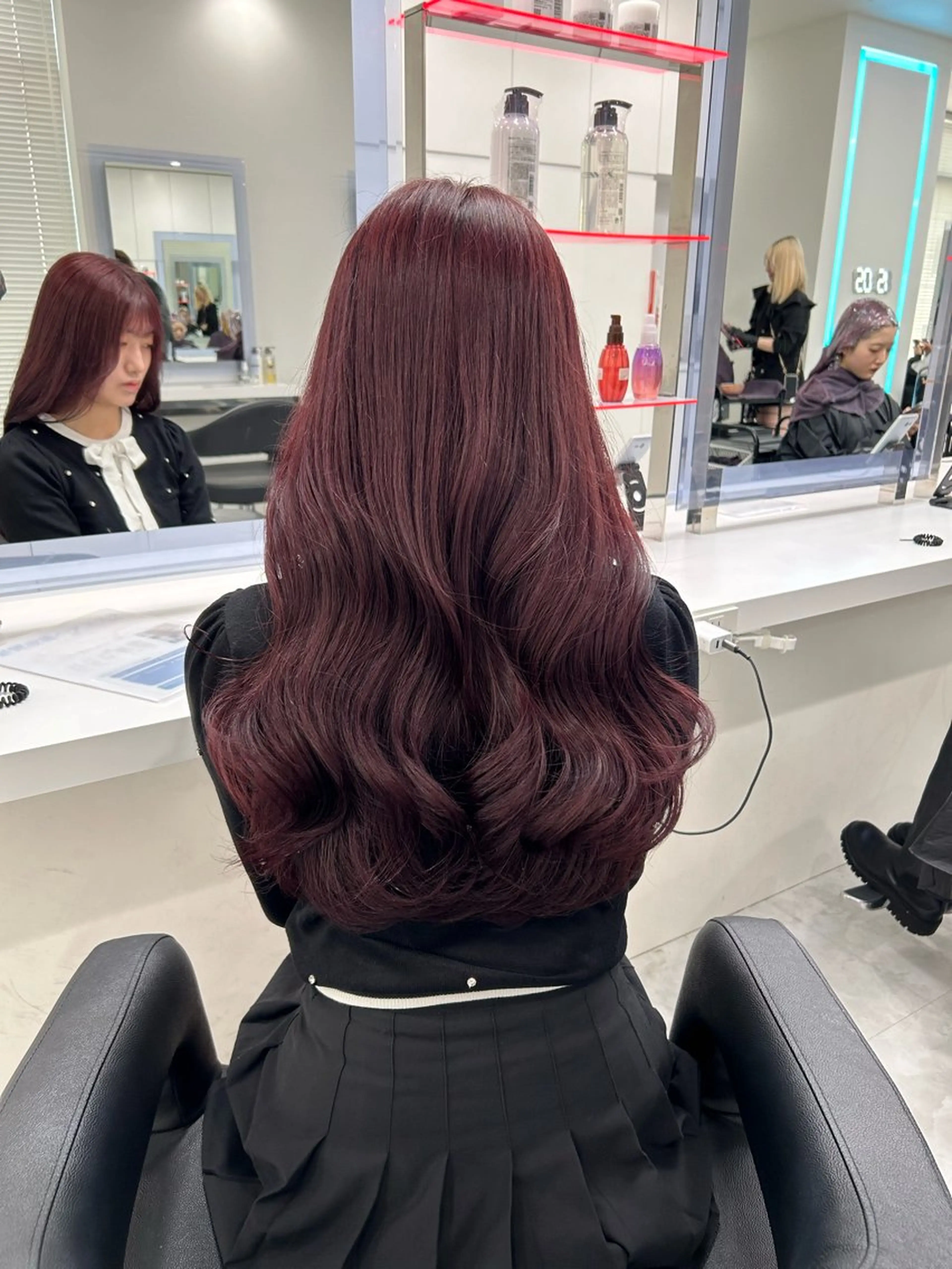 【🥀期間限定🥀】艶感たっぷりの人気な暖色🤍ワンカラー➕さら艶🤍髪質改善トリートメント🥀🤍の写真