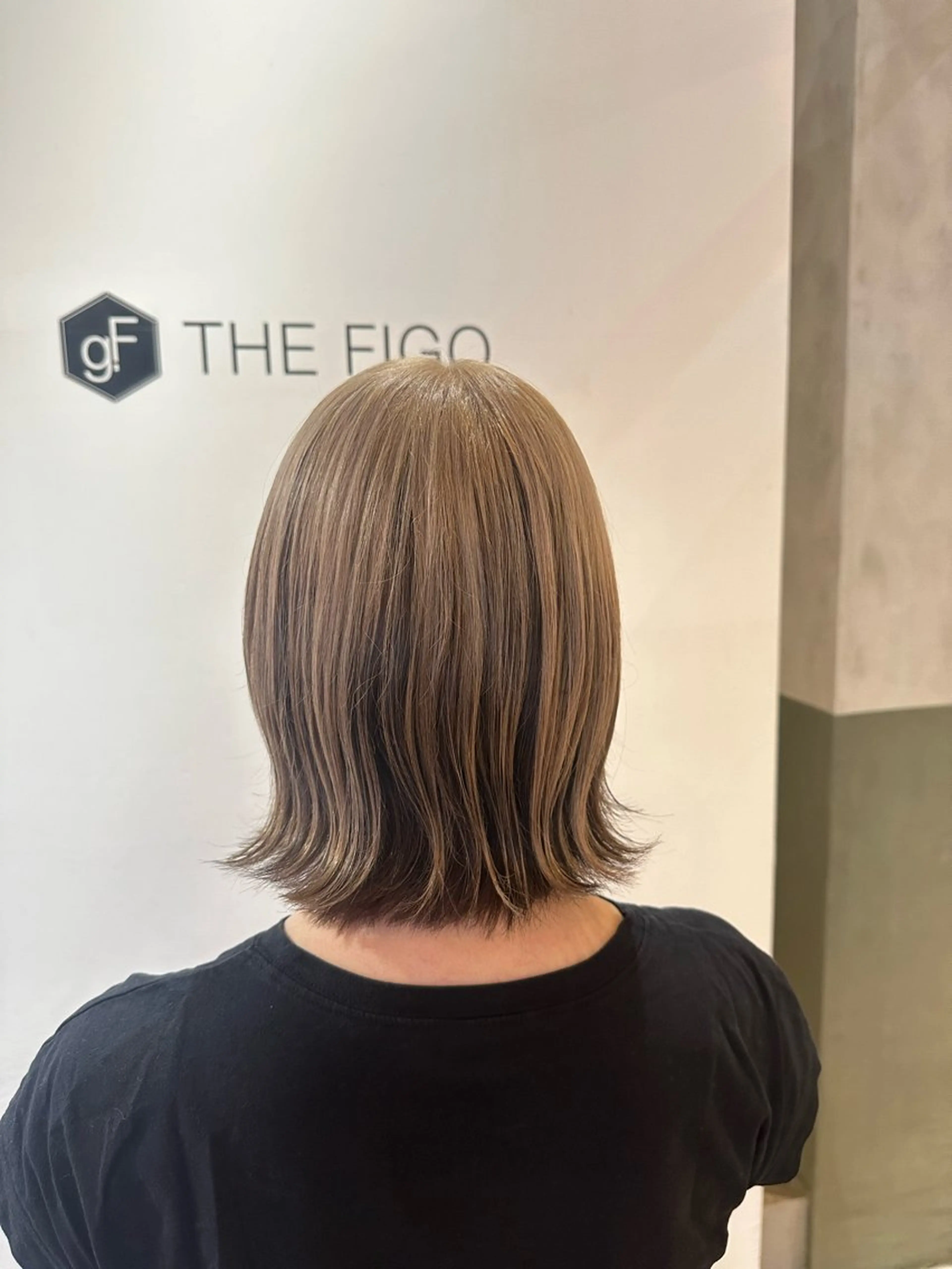 ショート カラー ベージュカラー ブリーチ ホワイトベージュ ヘアカラー いまじゅく あおいのヘアスタイル