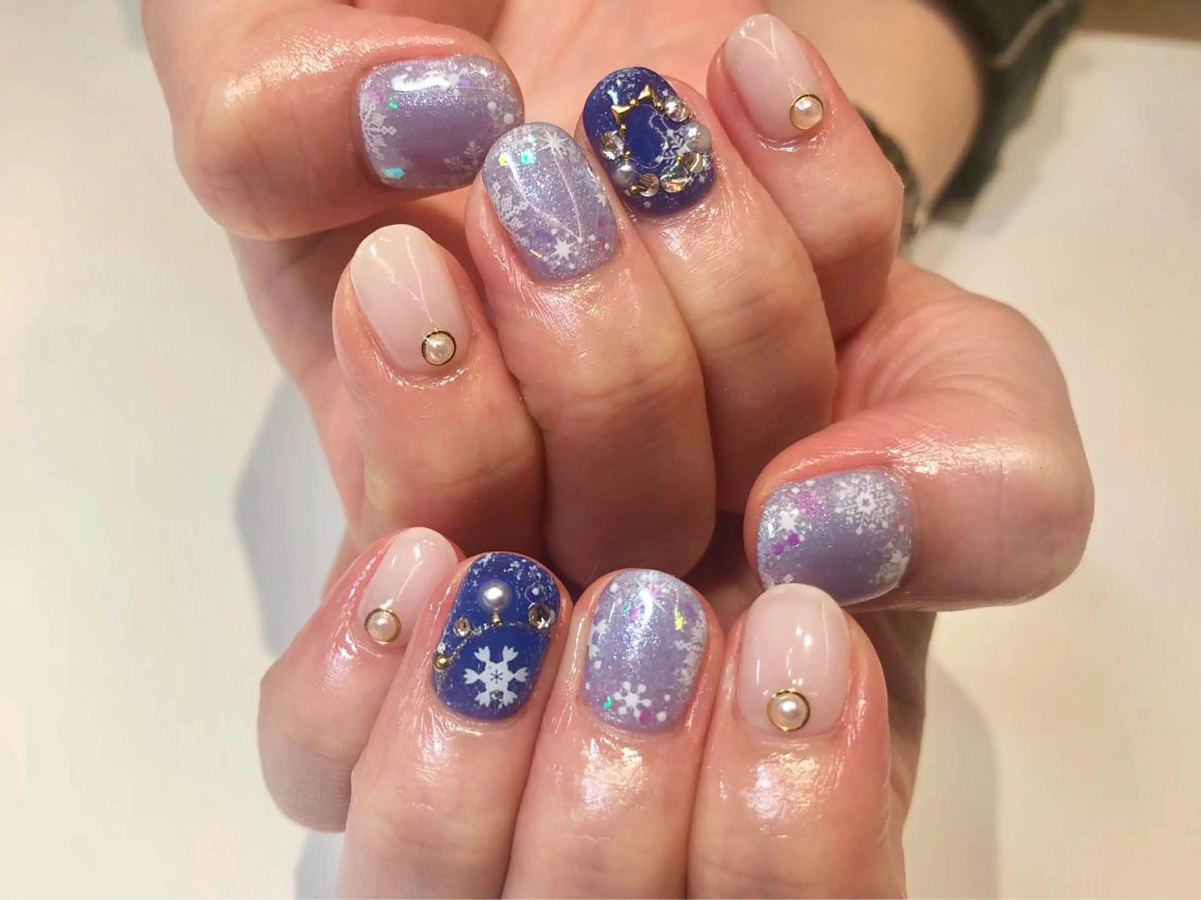 ネイル 冬ネイル クリスマス ハンドネイル Josee 井村のネイルデザイン