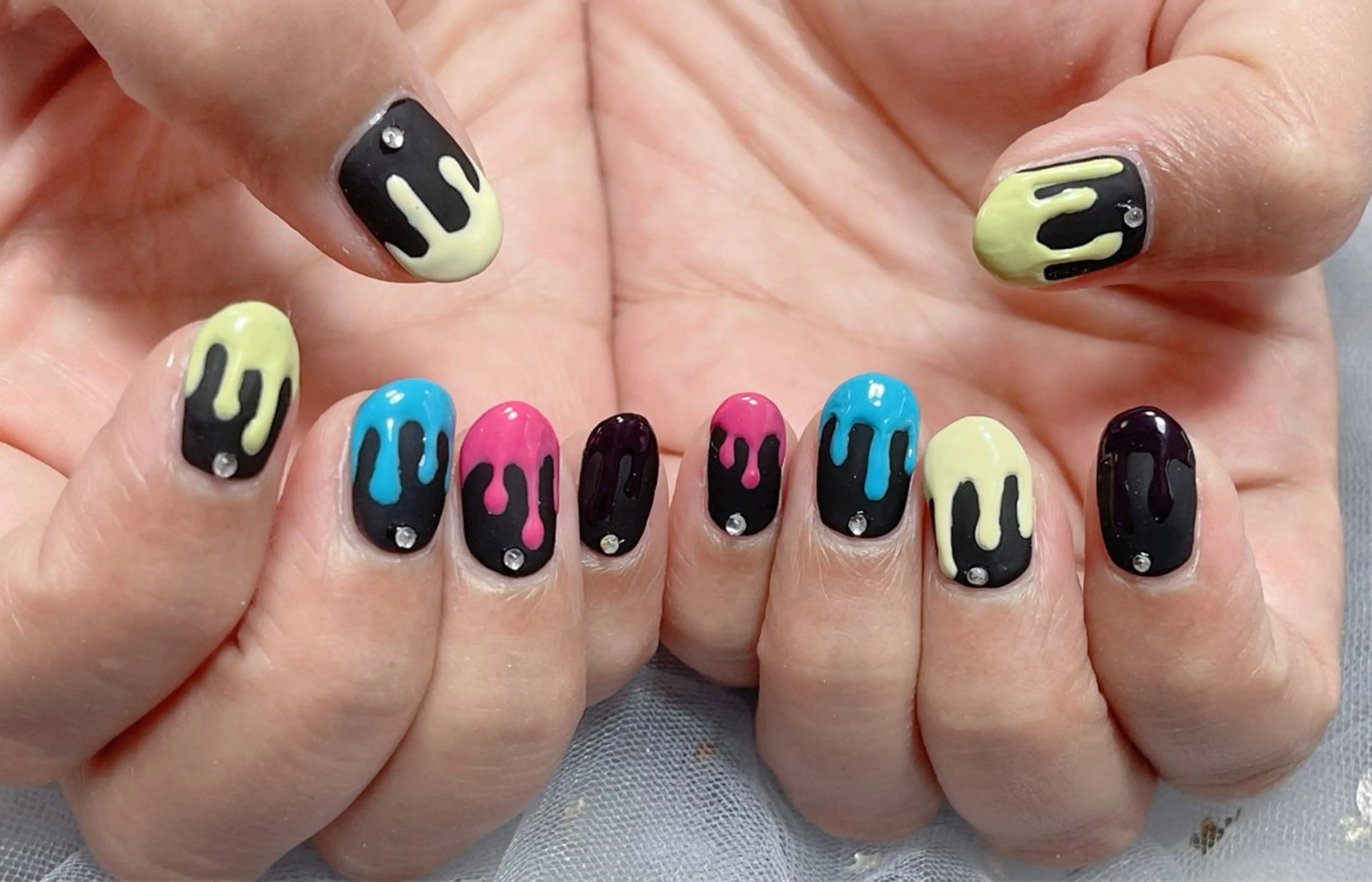 ネイル ハンドネイル 🎀ネイルサロン エクラYUI🎀のネイルデザイン