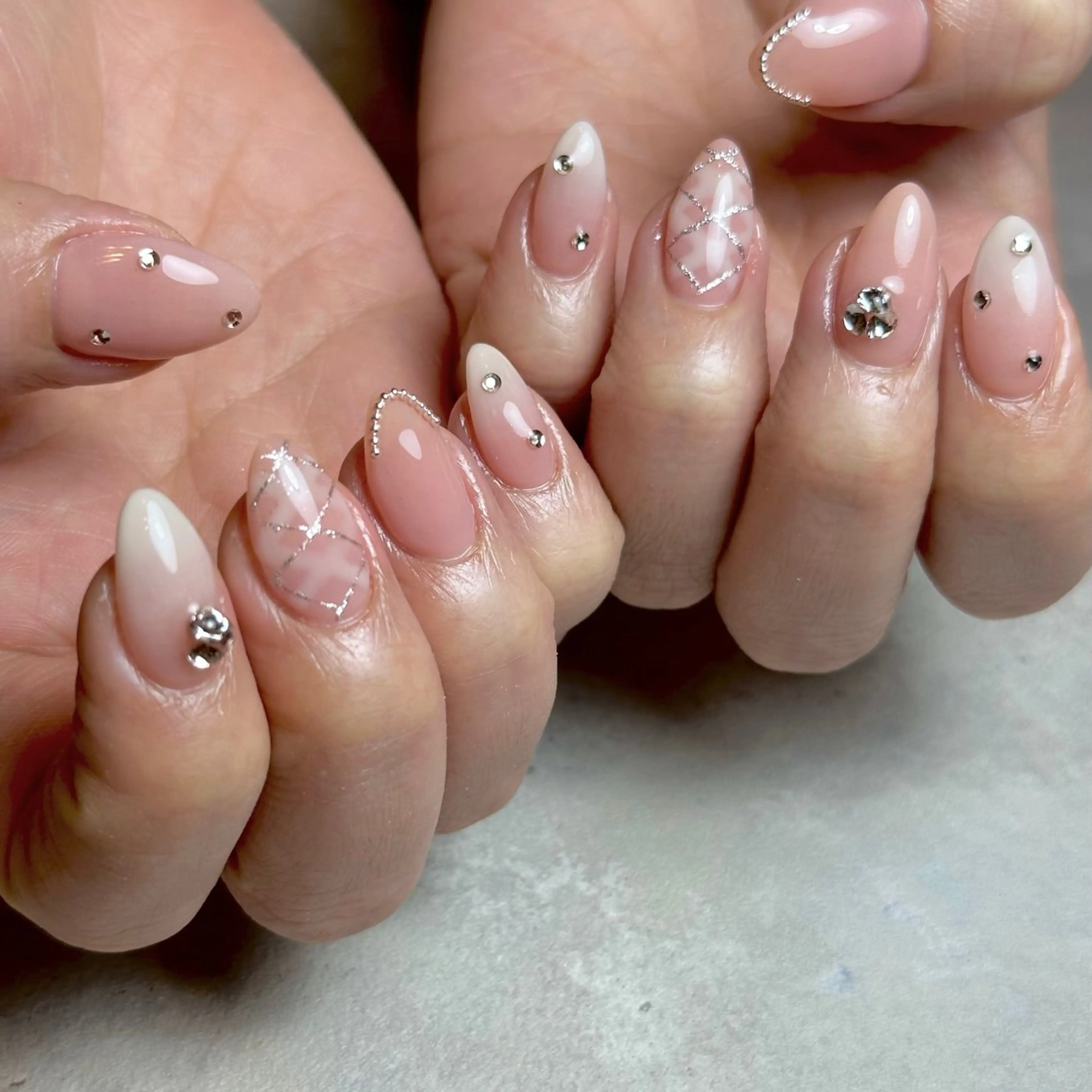 【オフ・丁寧ケア込み】アート10本♡デザインやり放題コースの写真