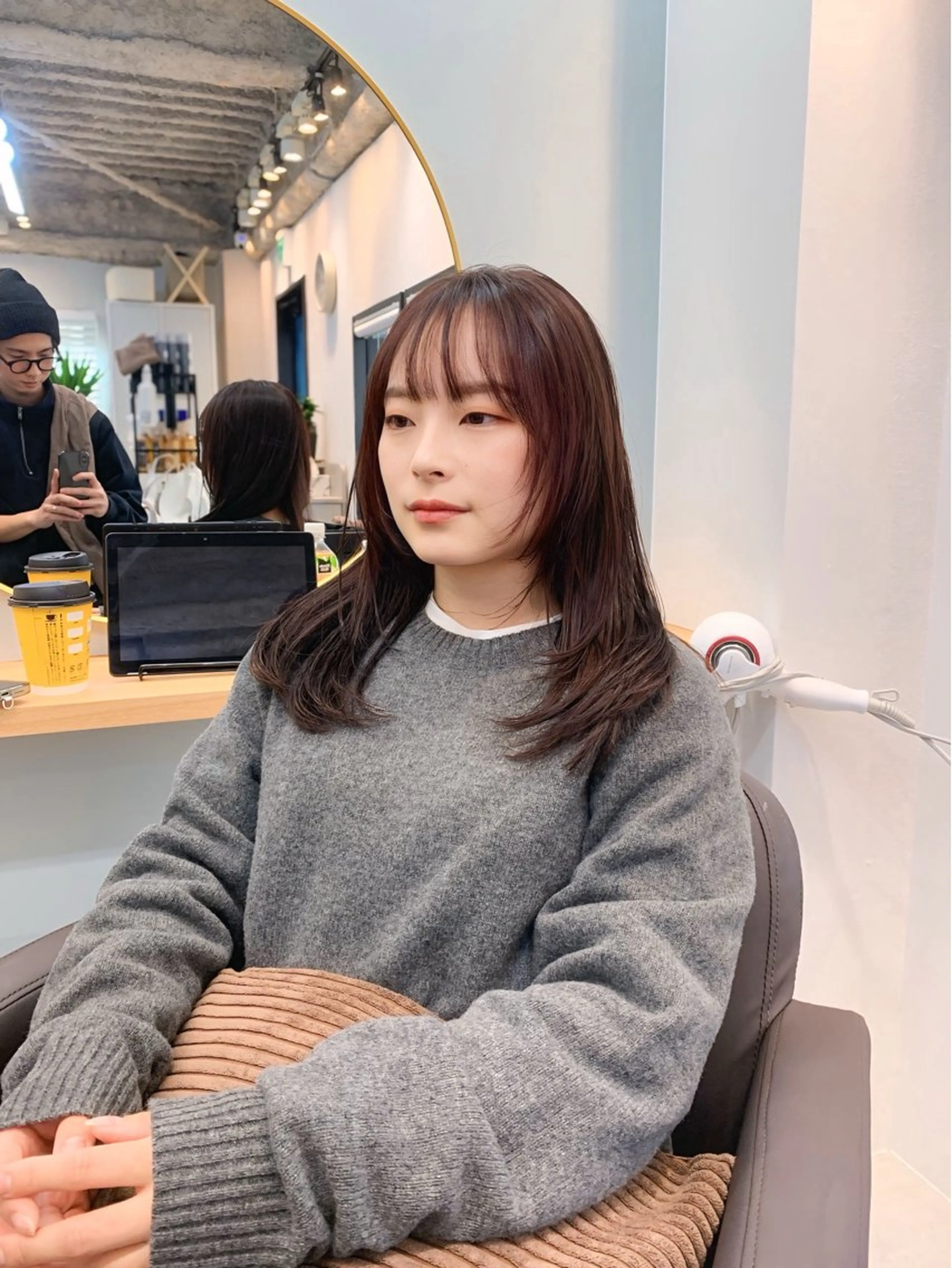 セミロング カラー カット ヘアカラー トリートメント 前田 健太のヘアスタイル