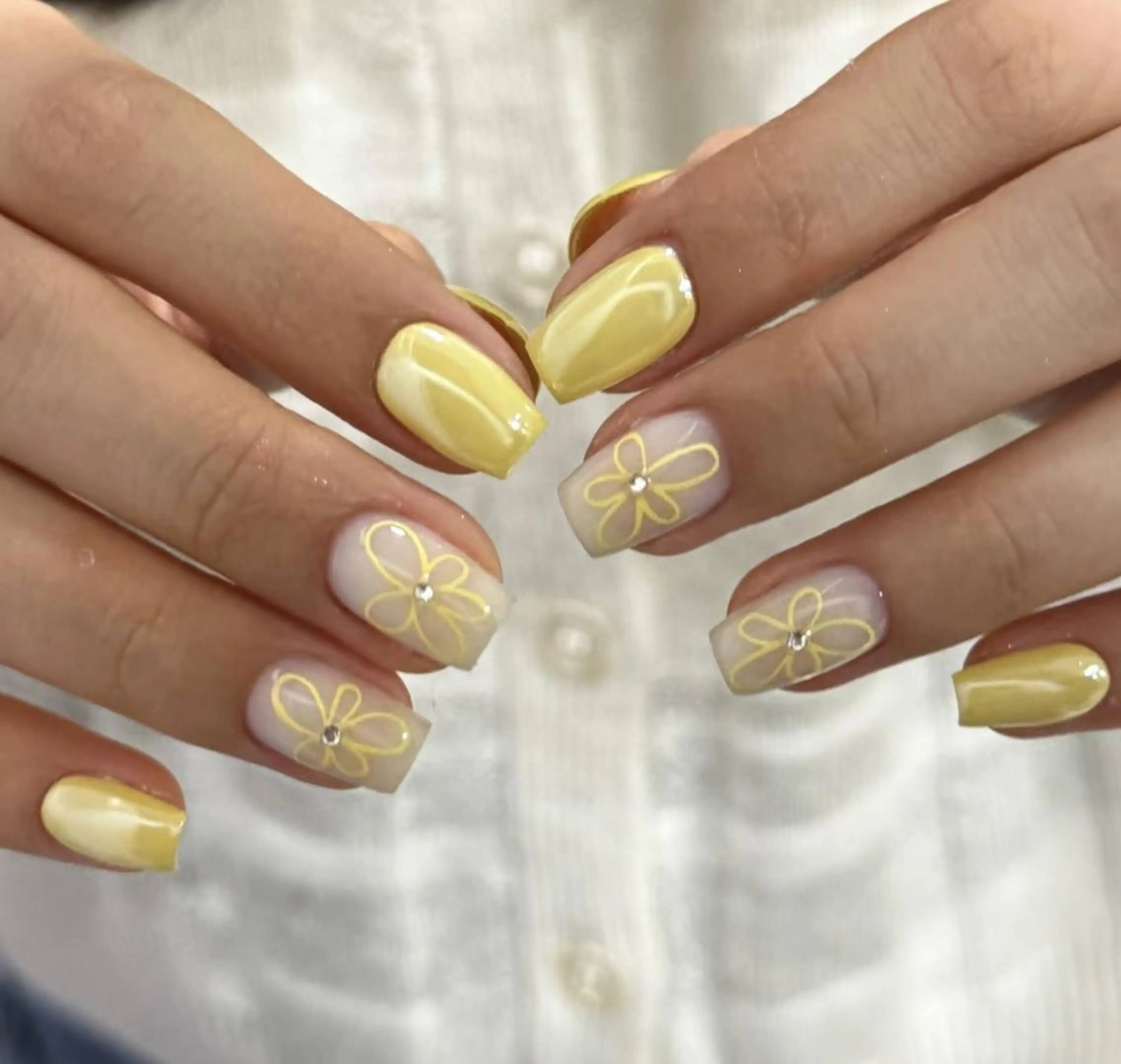 ネイル ハンドネイル 🎀 NaNa_nailのネイルデザイン