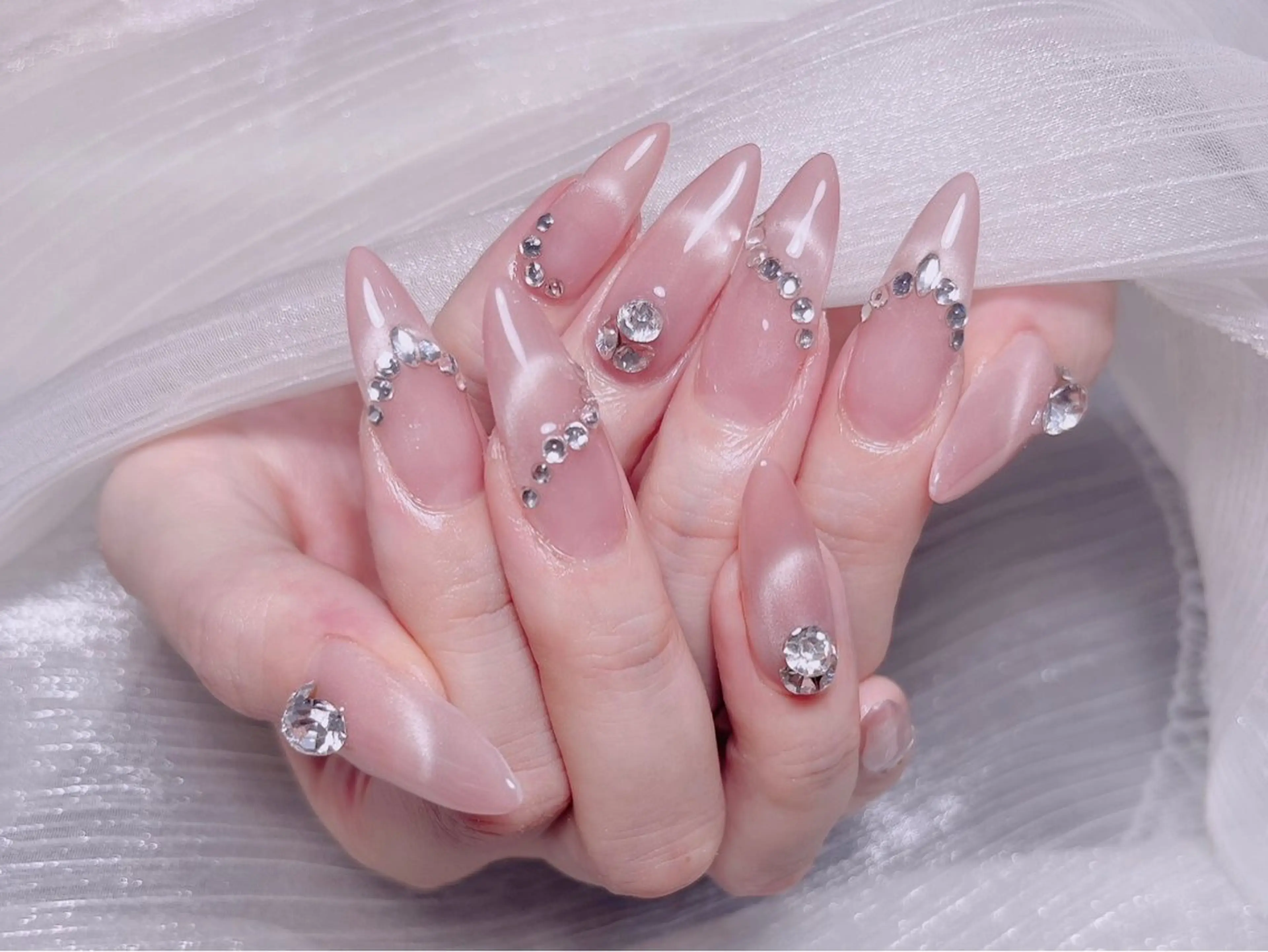 ネイル ハンドネイル Kari ネイルサロンのネイルデザイン