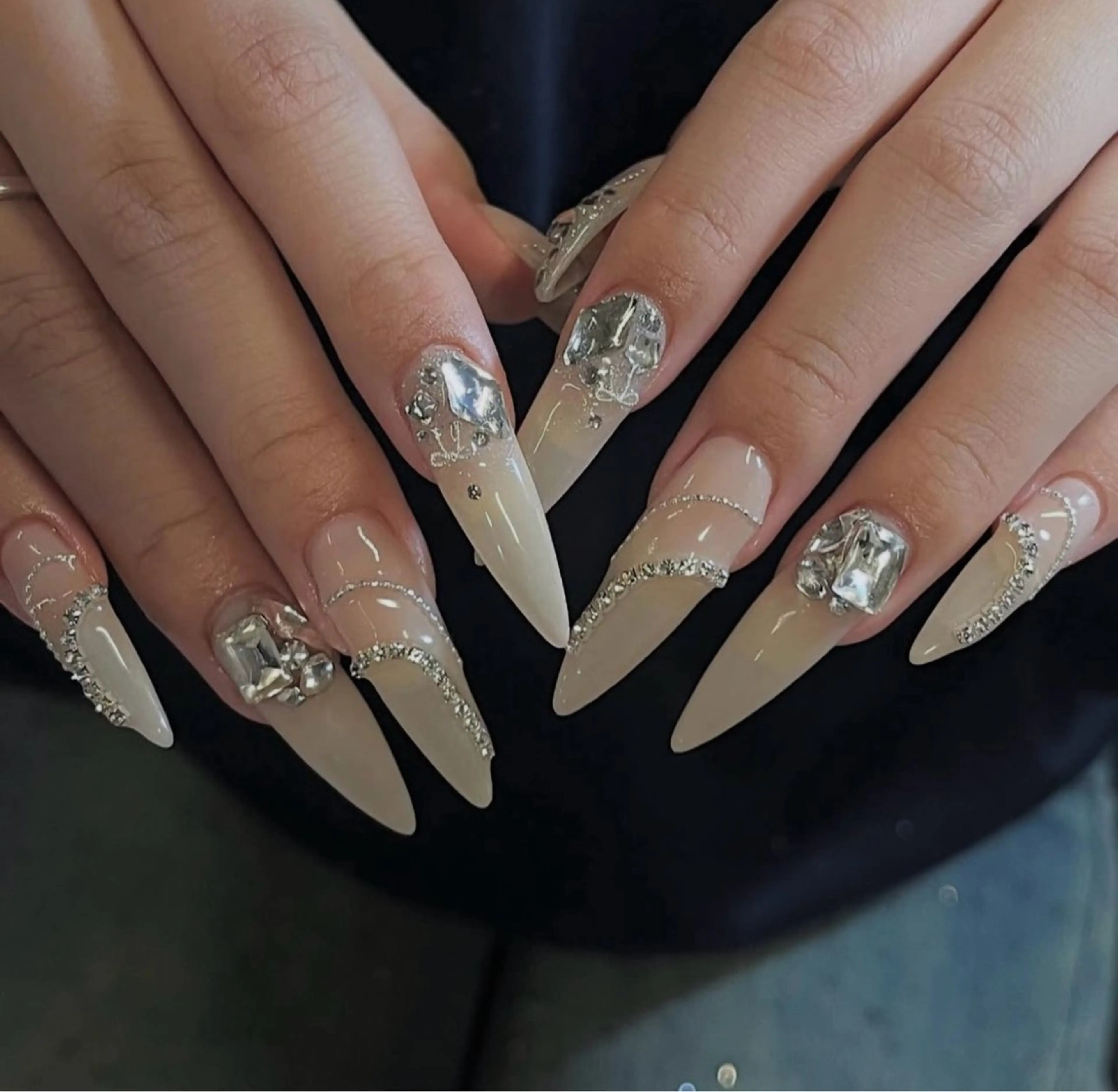 ネイル ハンドネイル BERA NAILSのネイルデザイン