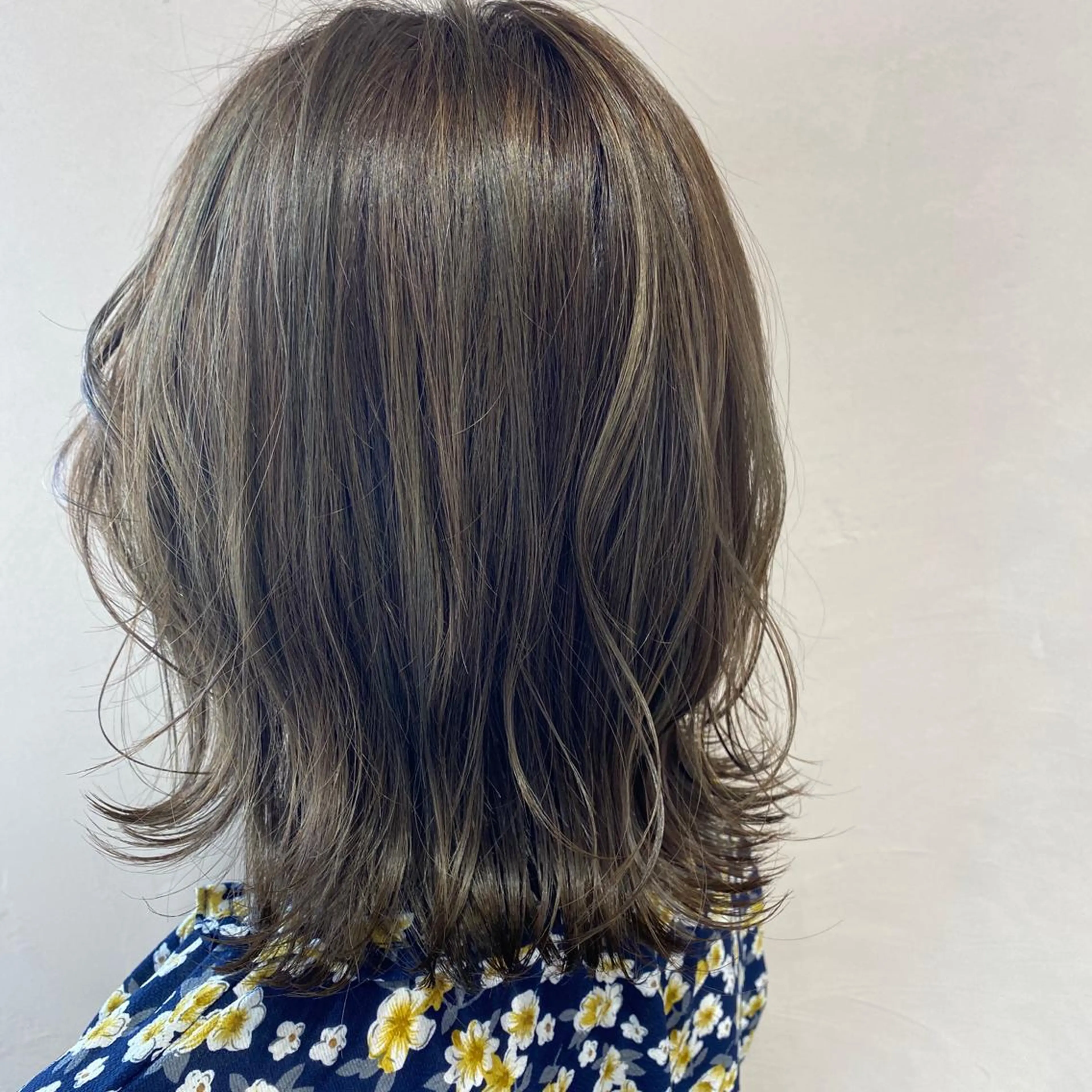 カラー garden HAIR 優月のヘアスタイル
