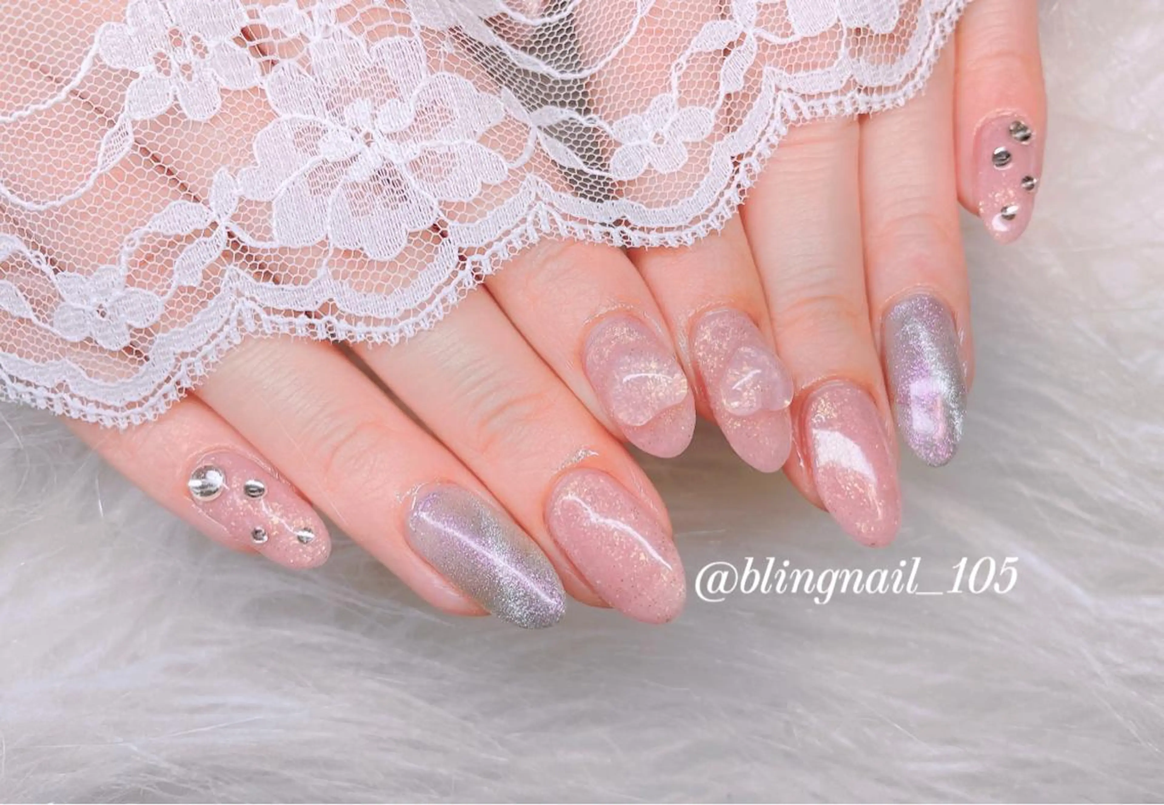 ネイル 23時まで❤︎韓国、 ワンホンネイルのネイルデザイン