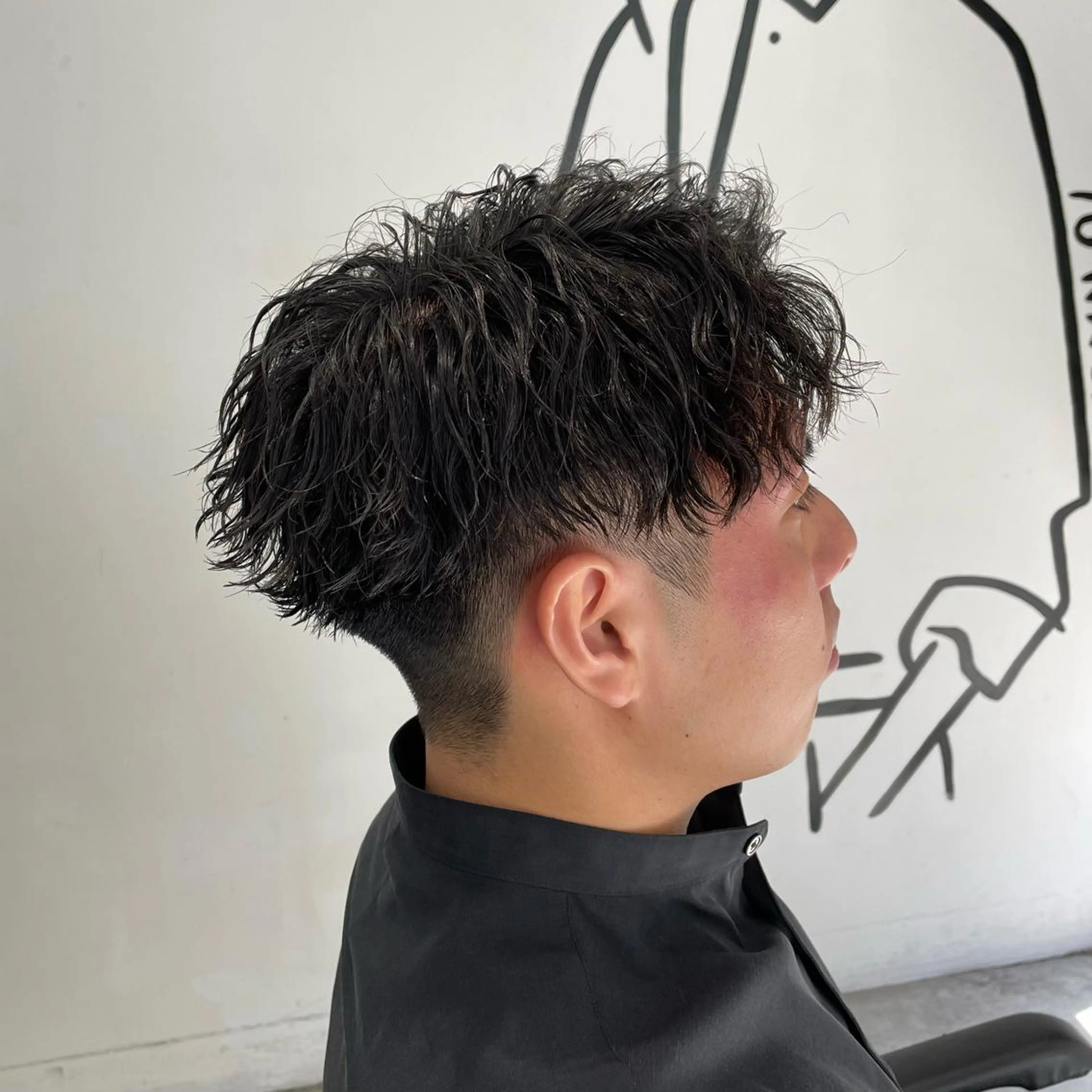 ショート パーマ メンズ ショートヘア カット パーマ メンズ特化美容師/ 藤戸 椋のヘアスタイル