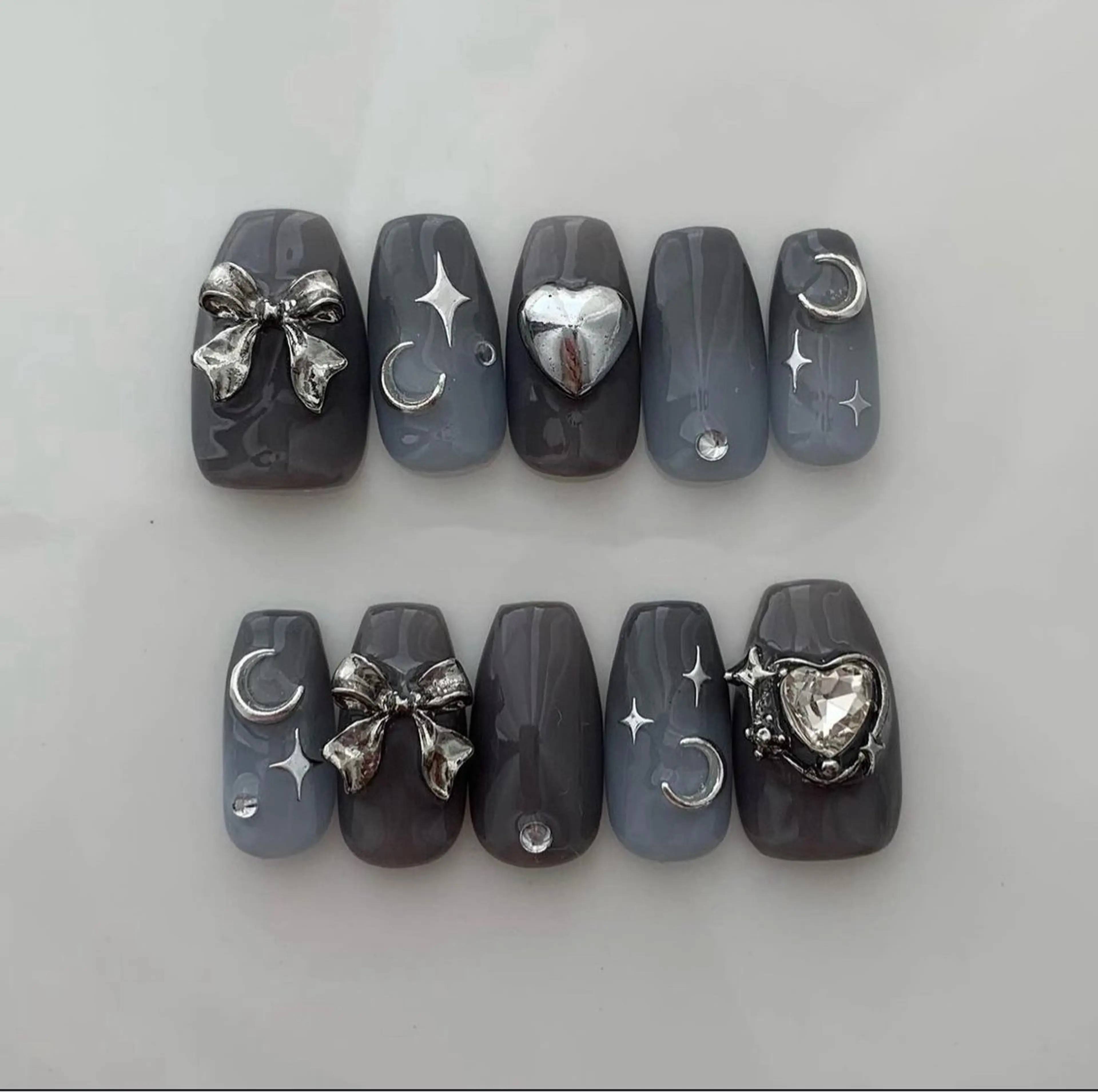 ネイル ハンドネイル eason chenのネイルデザイン