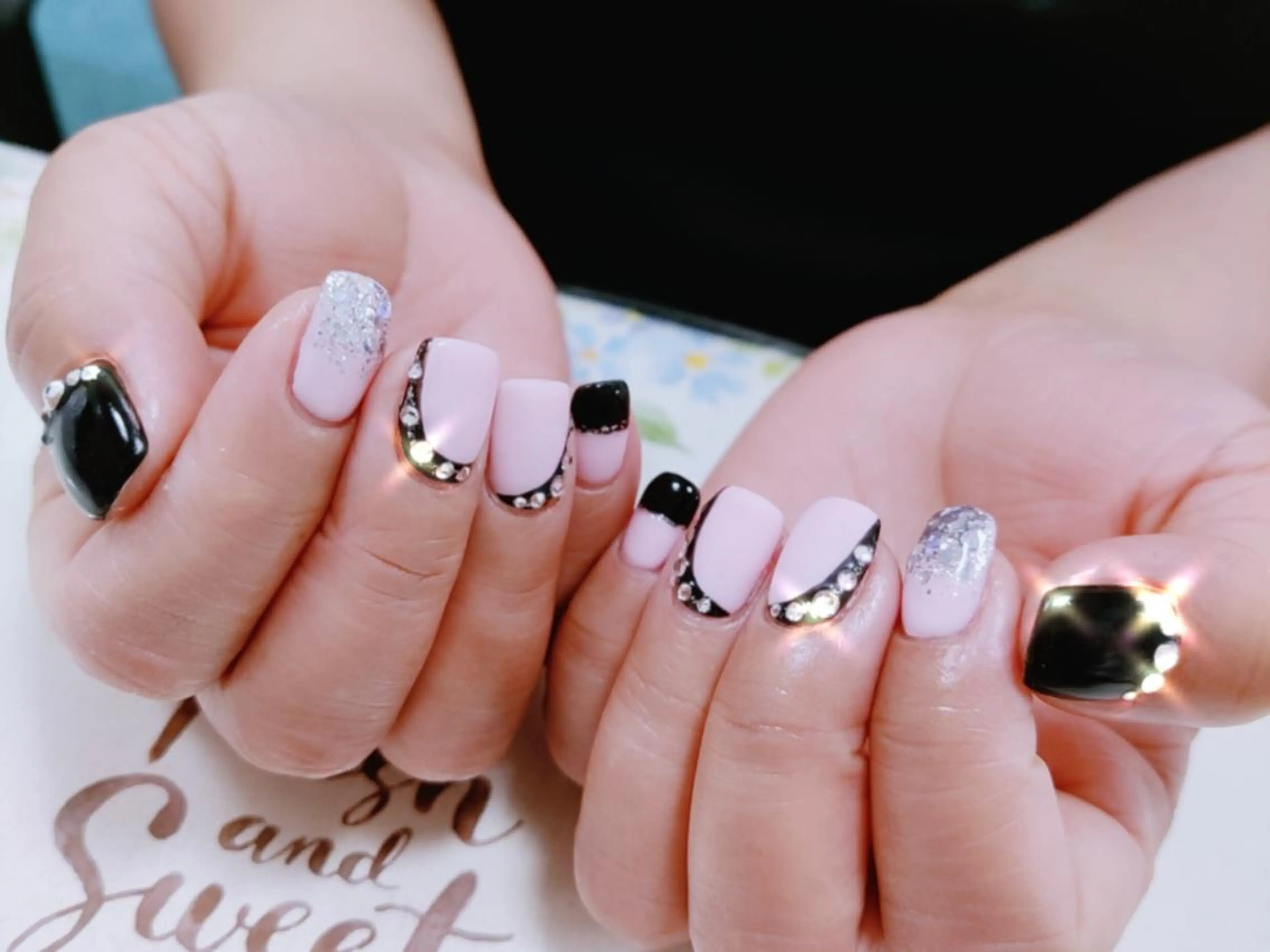 ネイル 横浜市中区曙町 E·U·Bネイルのネイルデザイン