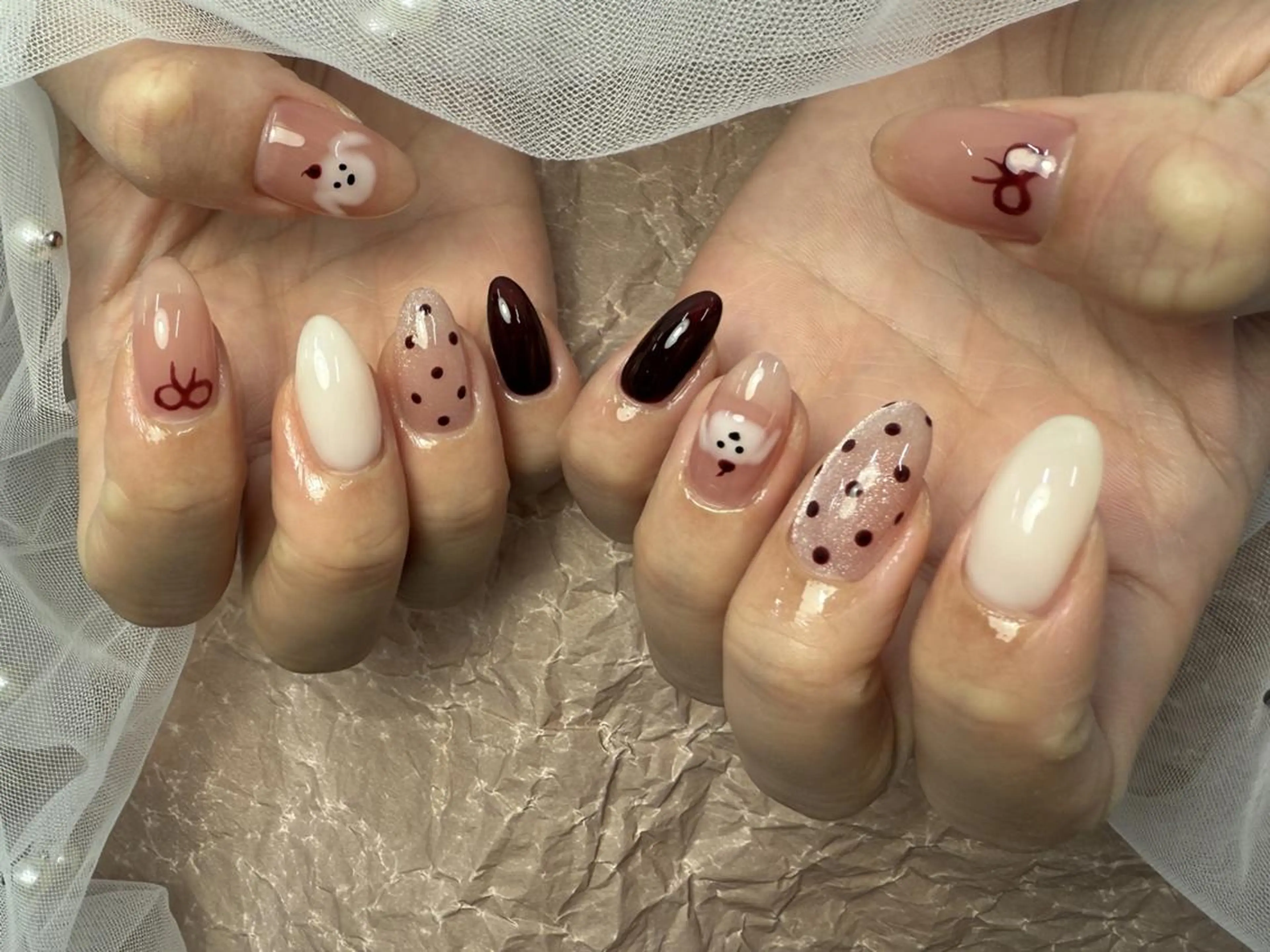 ネイル ボルドー ドット リボン シンプルネイル ハンドネイル ToliyDeliy Nail Salonのネイルデザイン