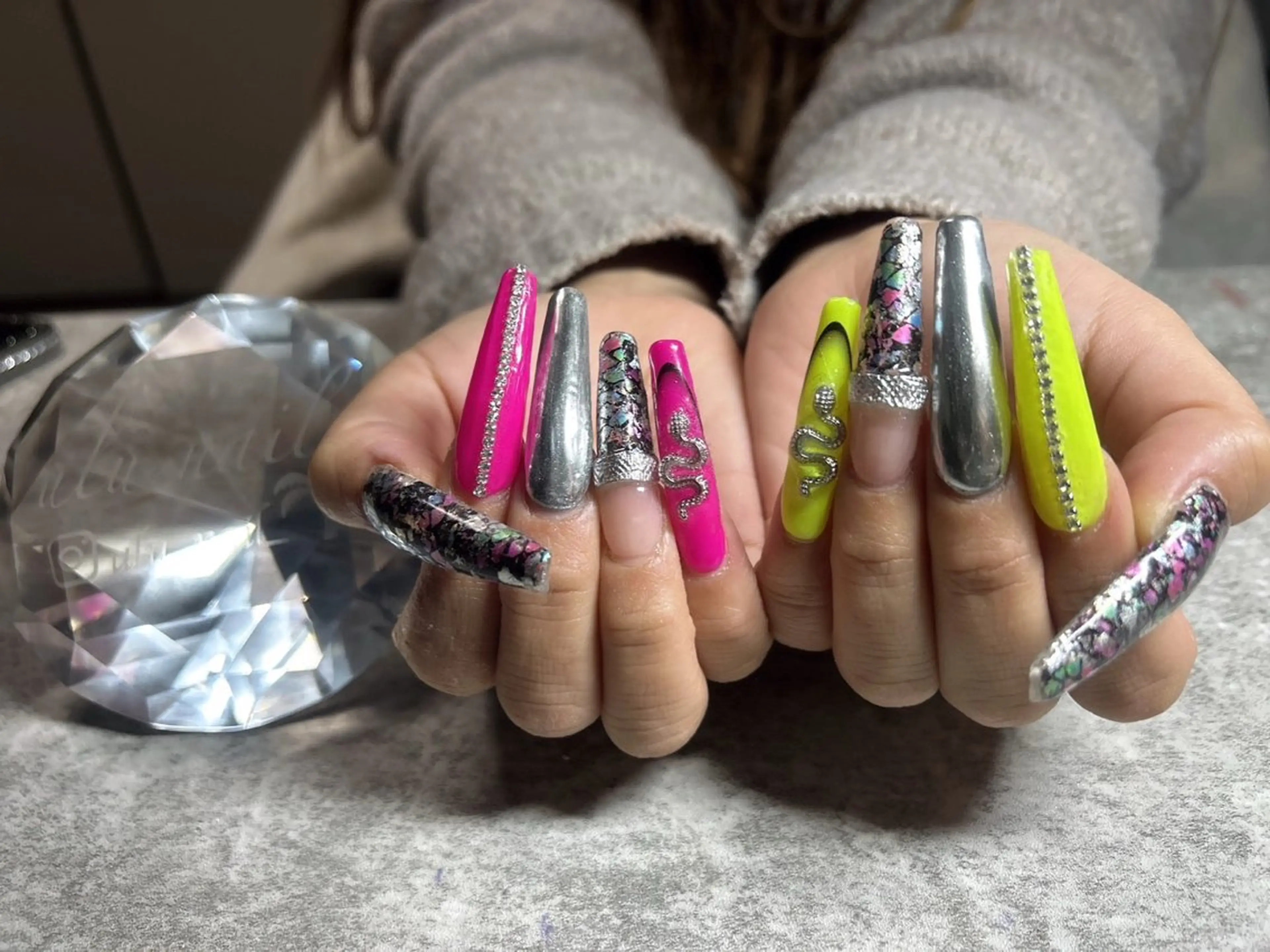 ネイル 長さ出し 持ち込み ネイルチップ 佐野 愛美のネイルデザイン