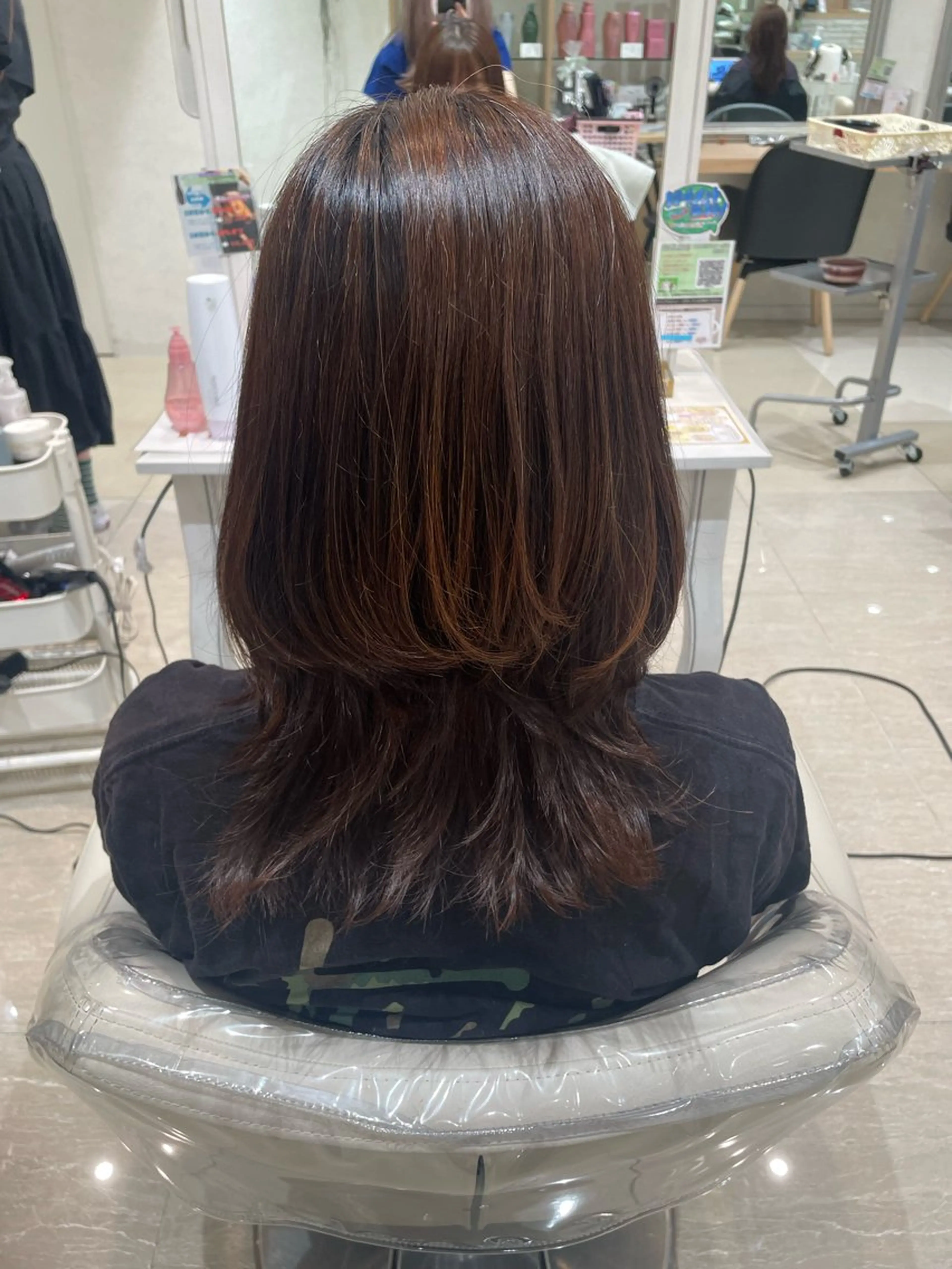 ロング カット レイヤー×ハイライト 🌷RINA🌷のヘアスタイル