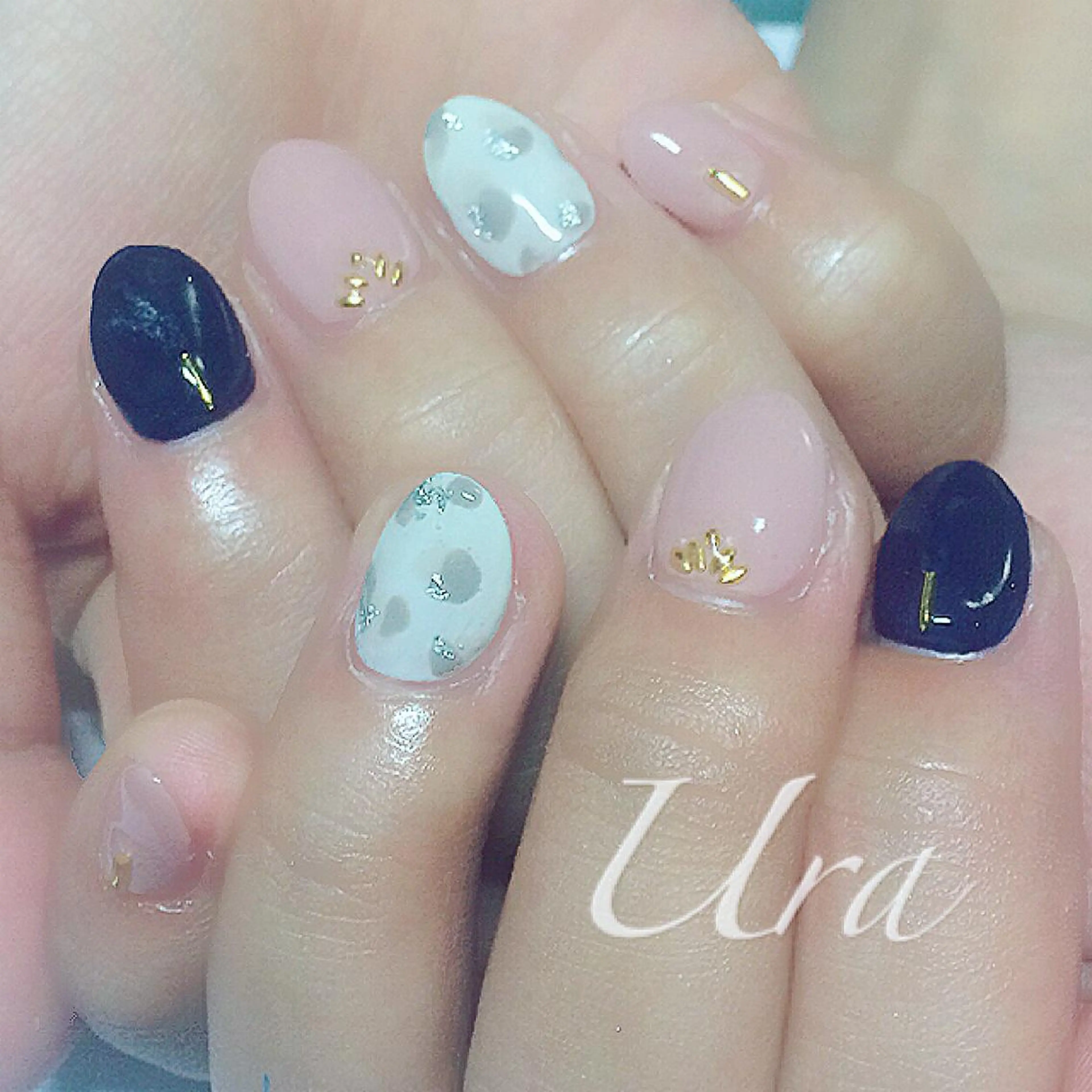 ネイル アニマル柄 アートネイル ネイビー ピンク ピンクベージュ UrakoNail 《nail》のネイルデザイン