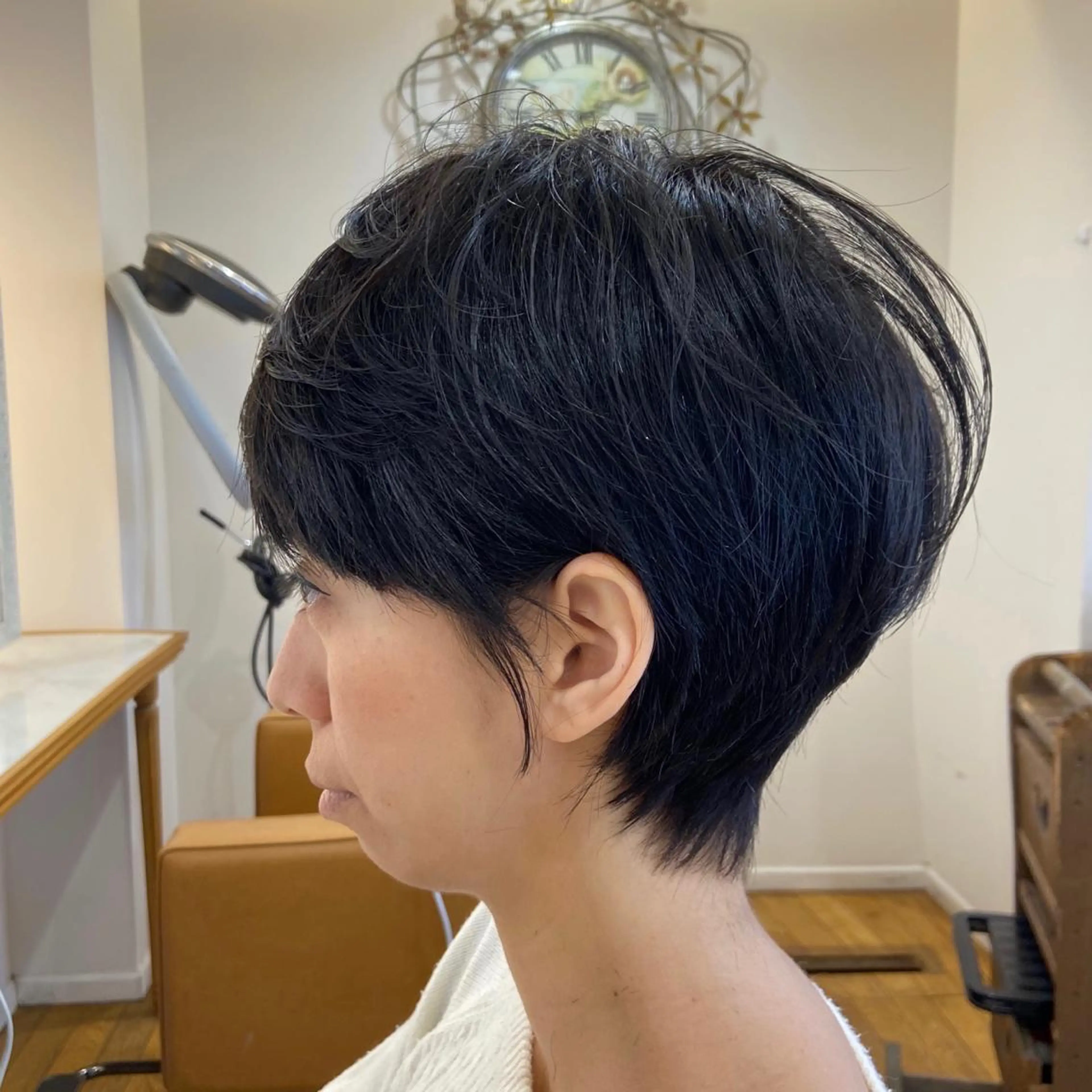 ショート ショートヘア 峯 志帆のヘアスタイル