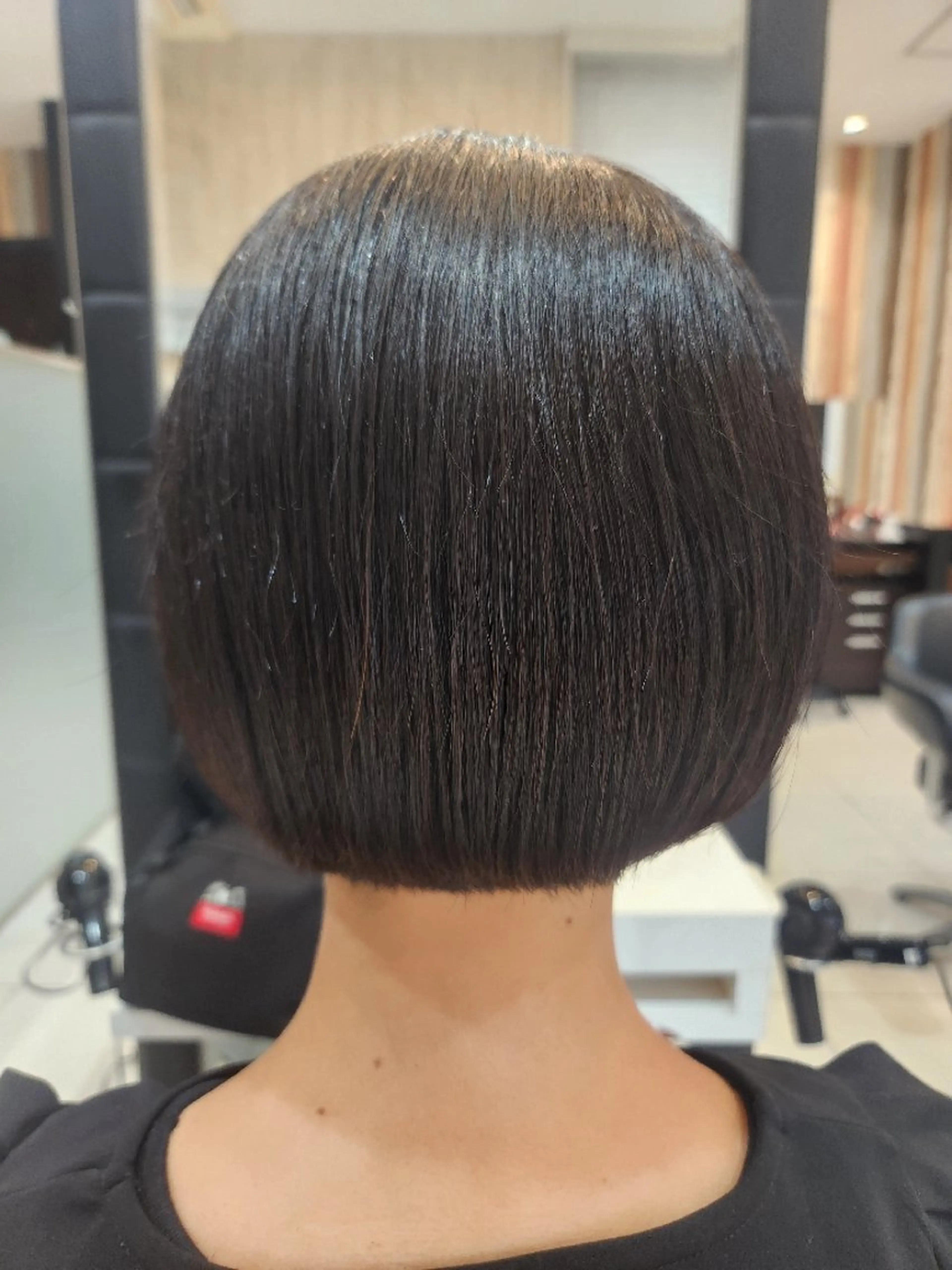 ショート 上杉 彩佳のヘアスタイル