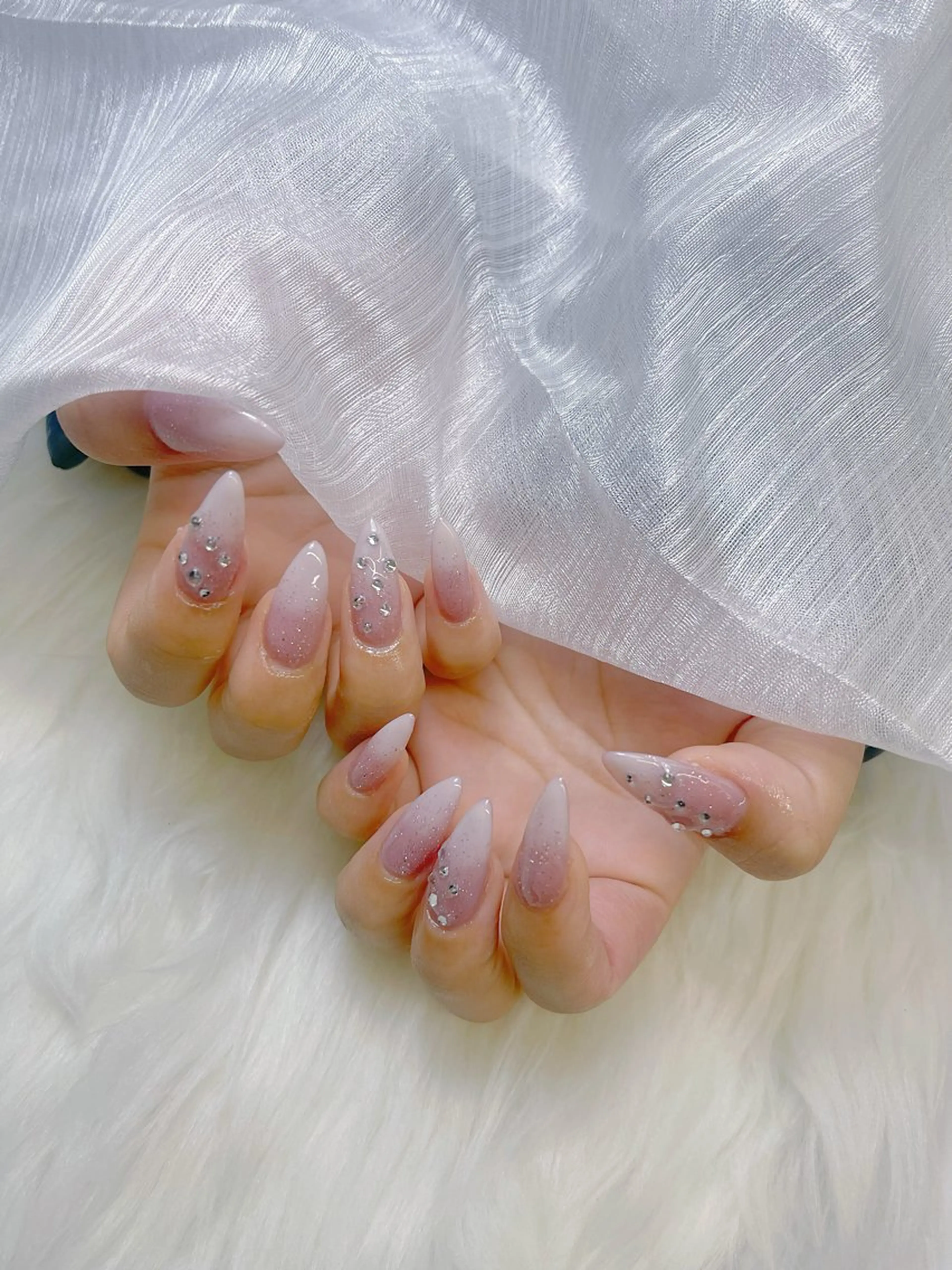 ネイル LuCie Nailのネイルデザイン