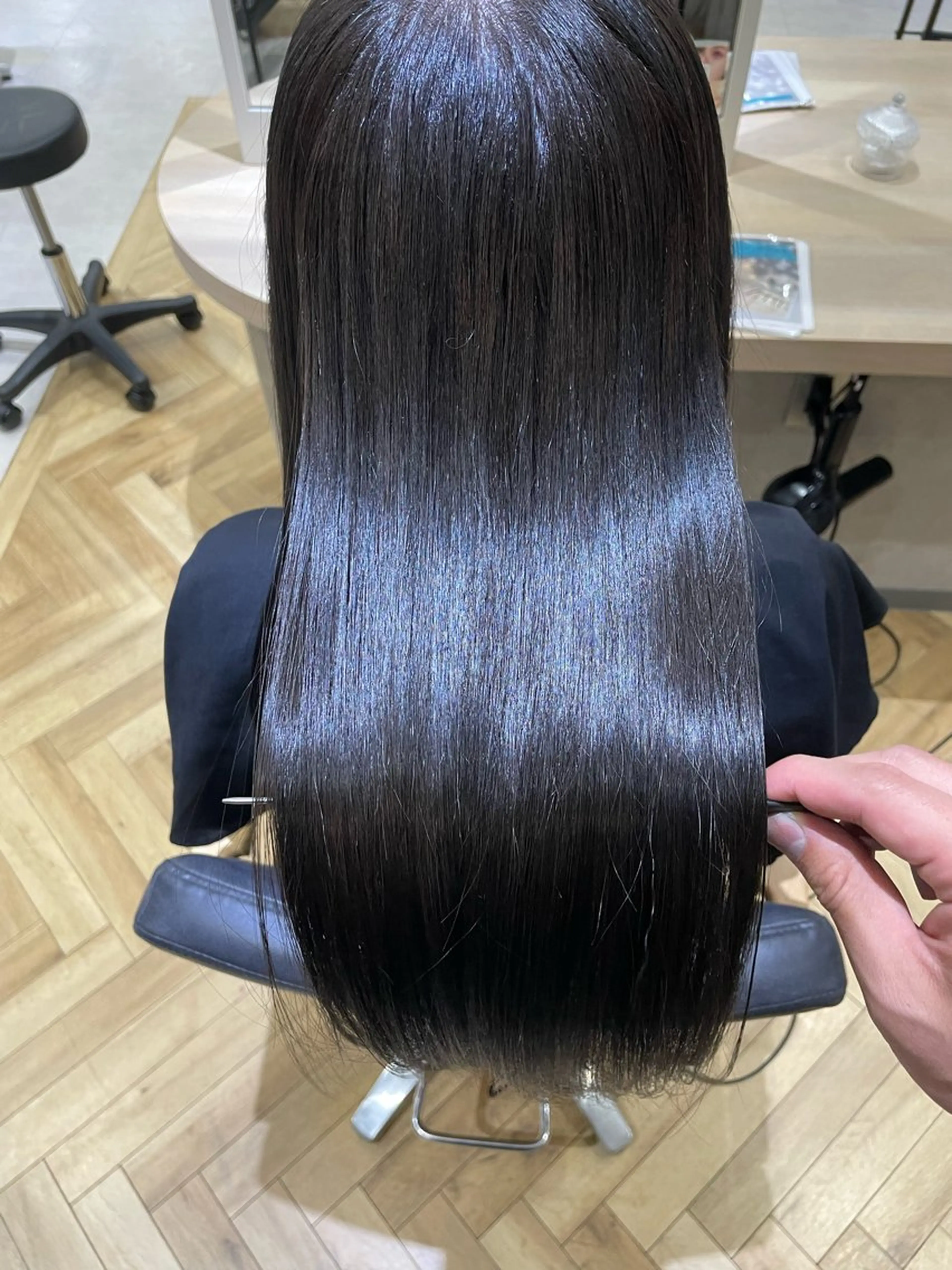 ロング カラー フェイスレイヤー/ 小顔/髪質改善　関のヘアスタイル