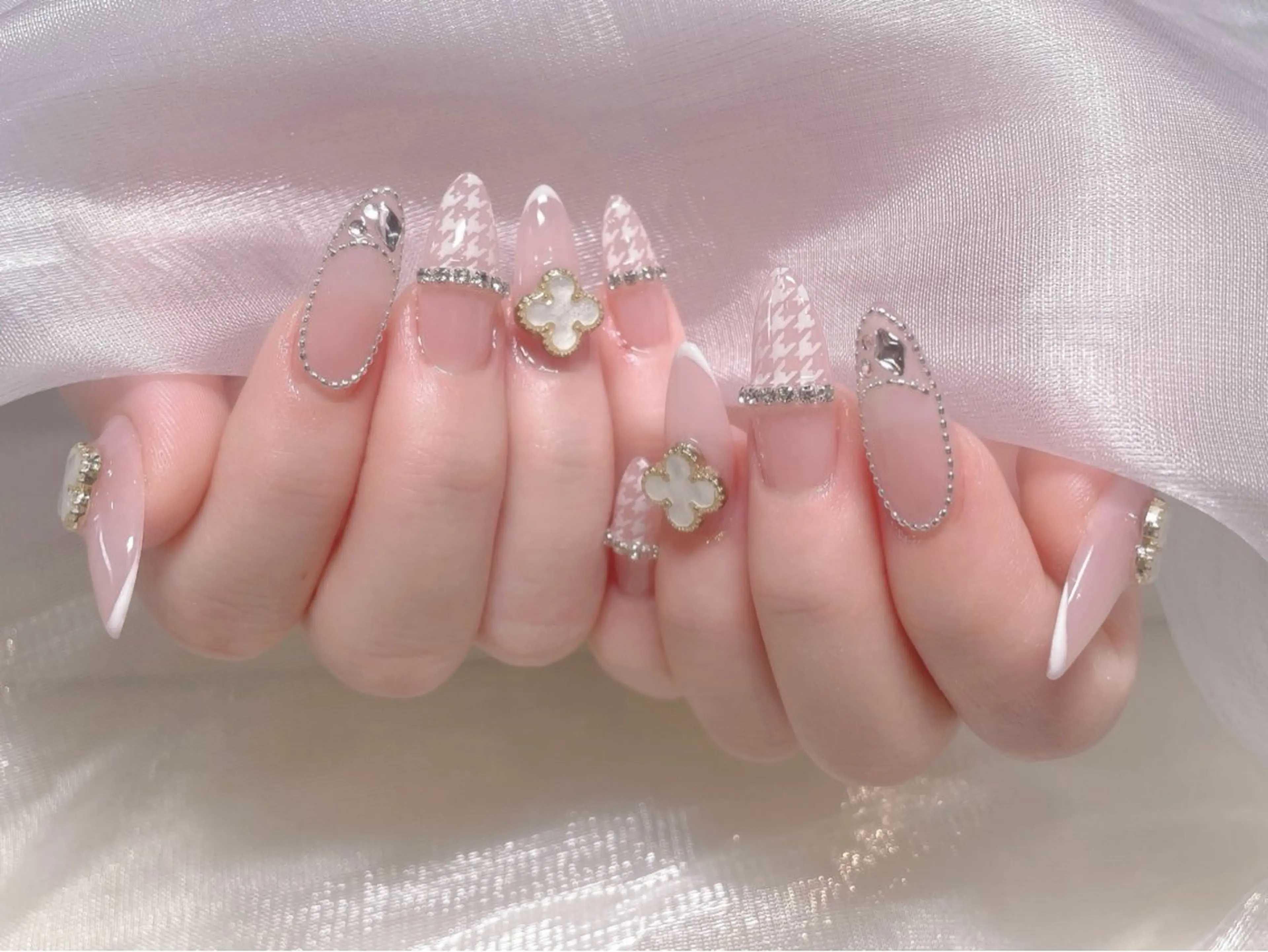 ネイル ハンドネイル ＬuＬu ネイルサロンのネイルデザイン