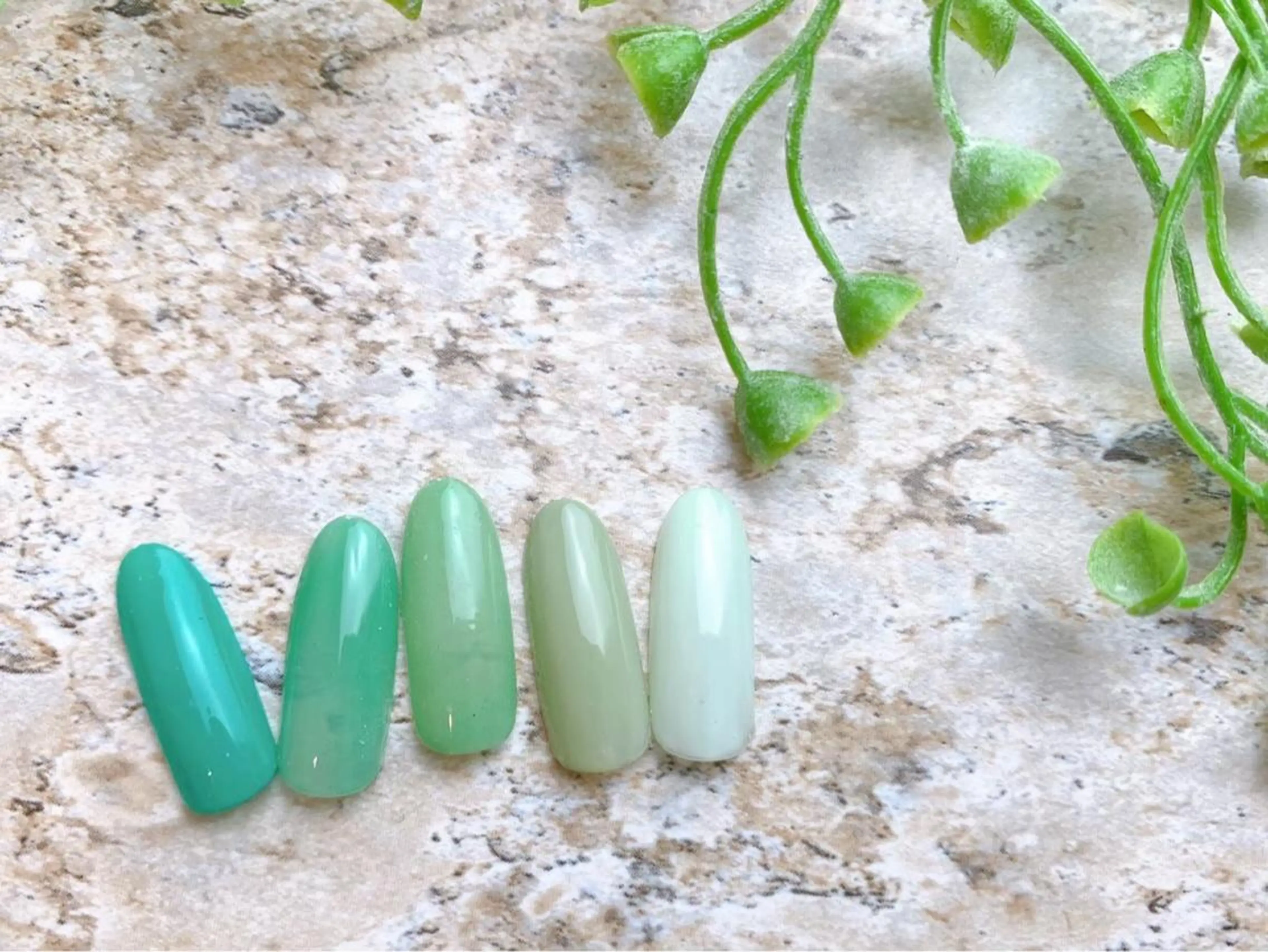 ネイル NAILSALON ViViのネイルデザイン