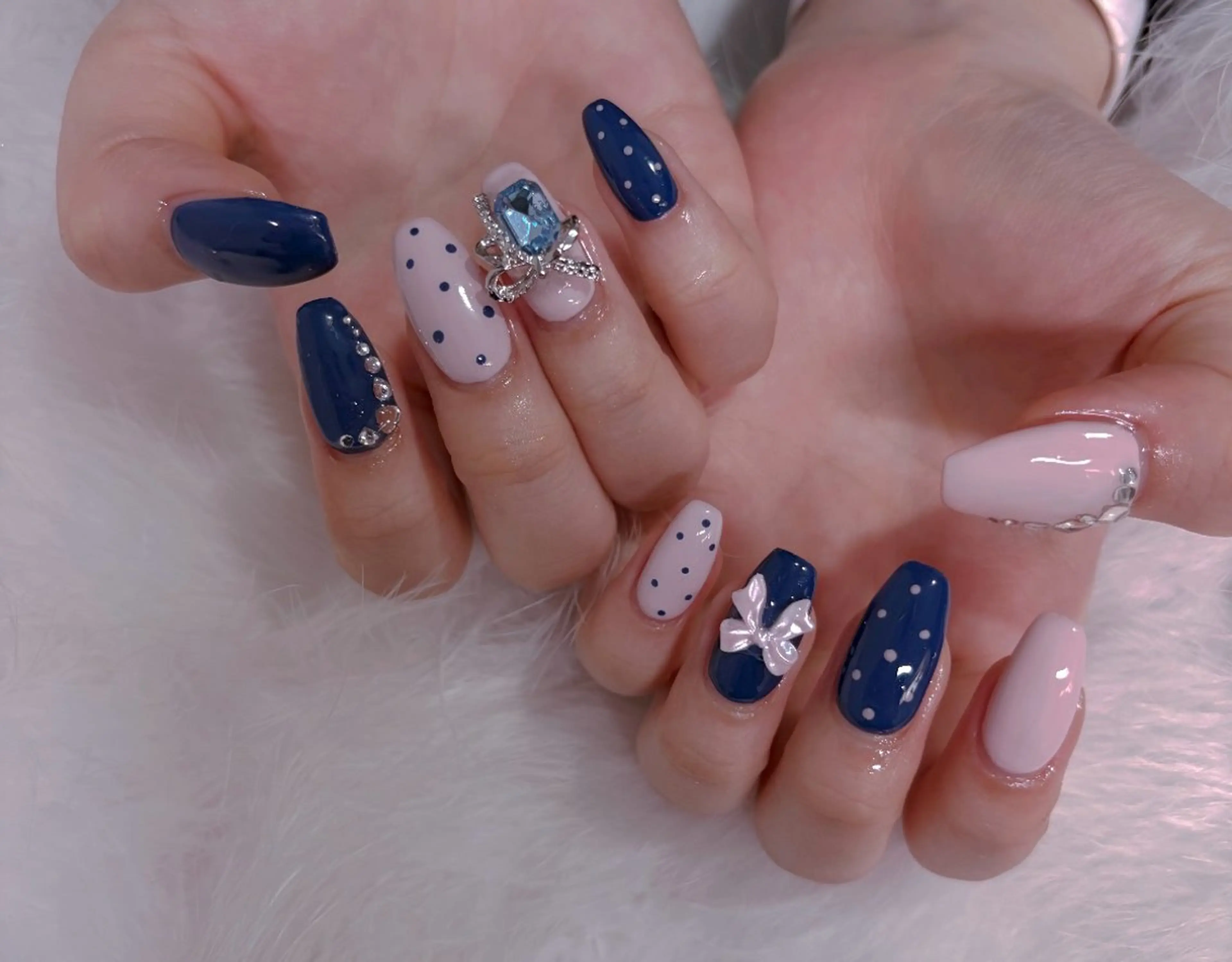 ネイル チークネイル 桜ネイル 長さ出し フットネイル フレンチネイル ビューティー ネイルのネイルデザイン