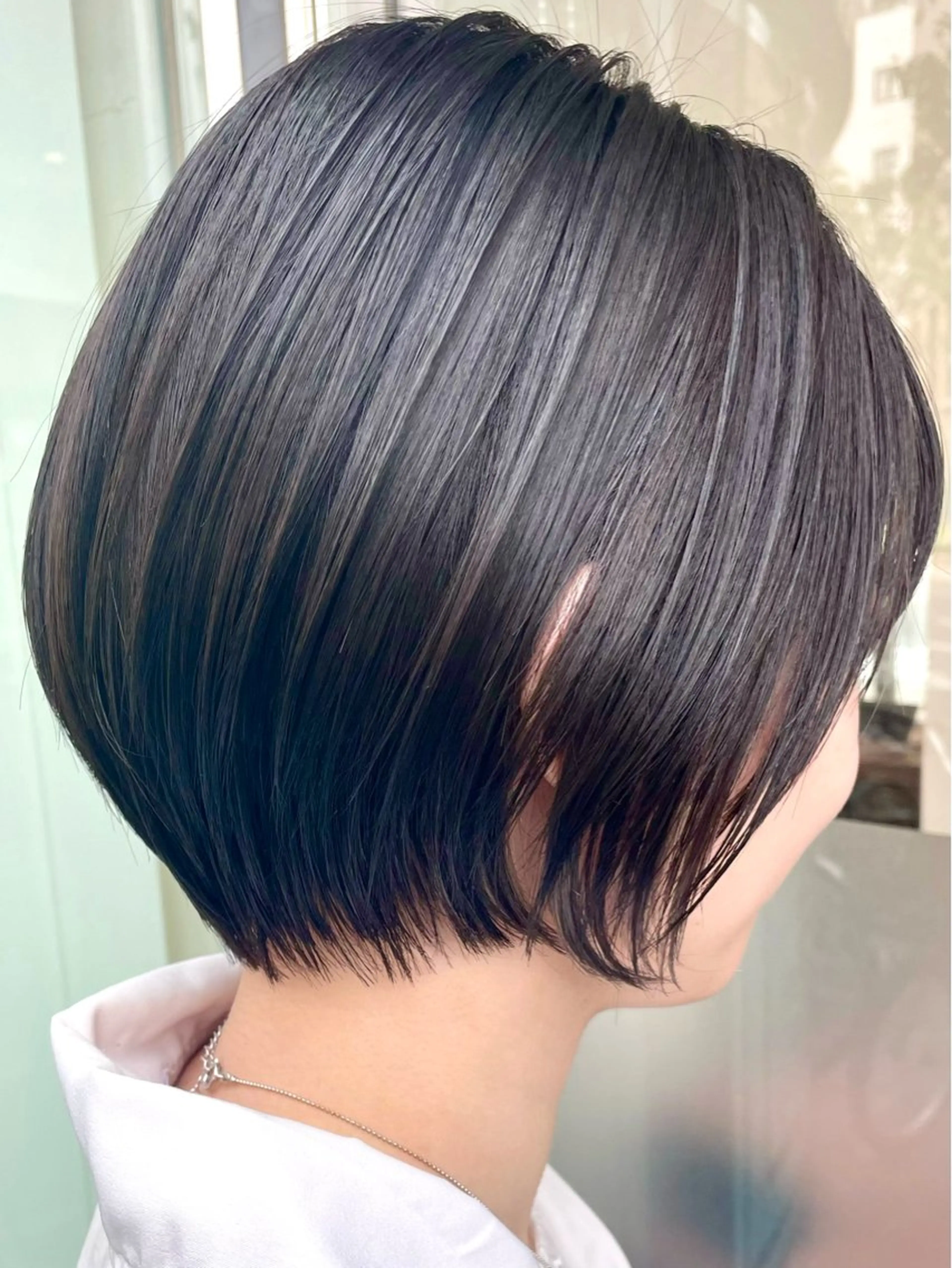 ショート 三鷹で1番ショート ボブをカットする新谷のヘアスタイル