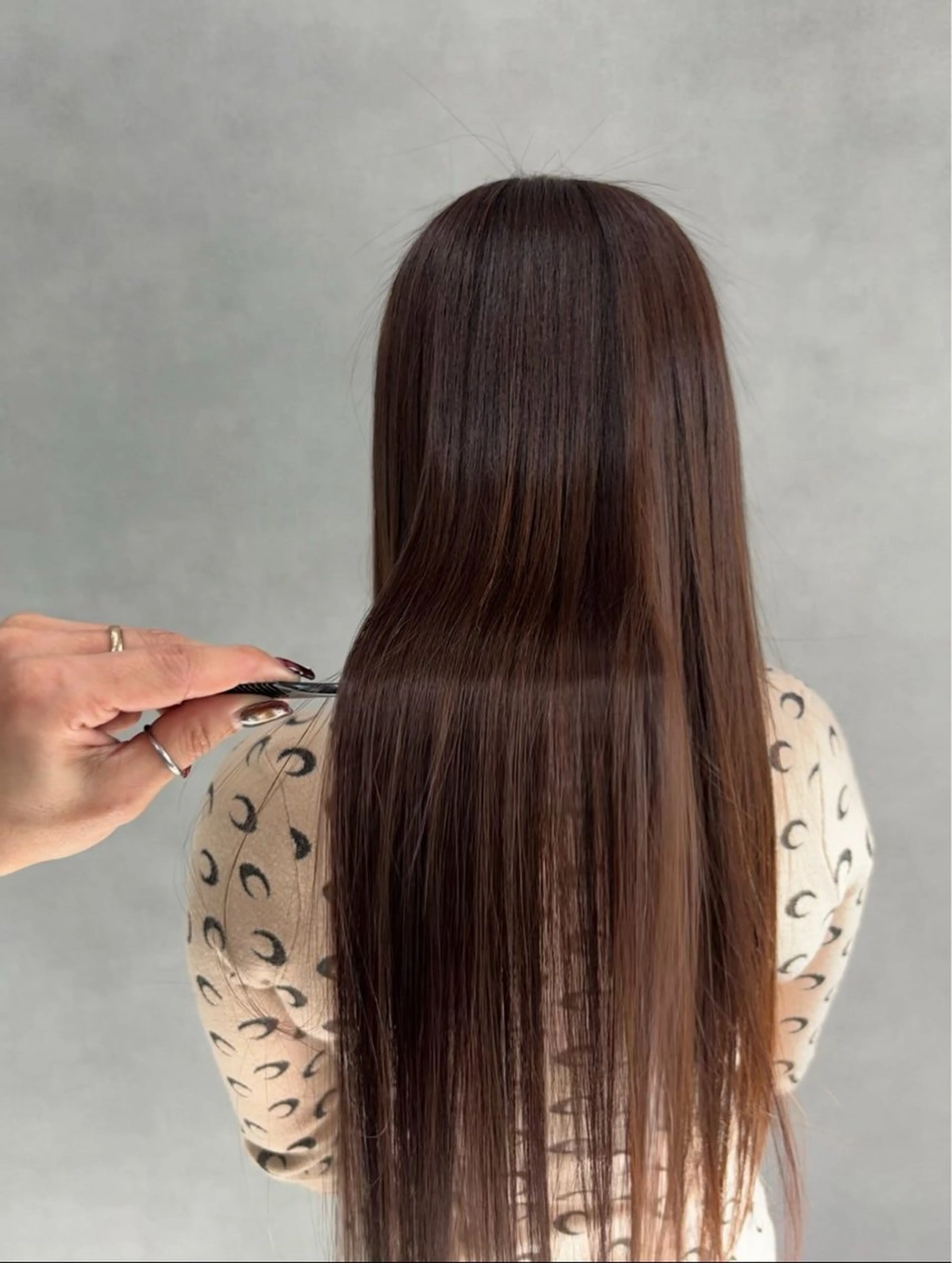 ロング カット 縮毛矯正 トリートメント かがみ/メンテナンス カット無料のヘアスタイル