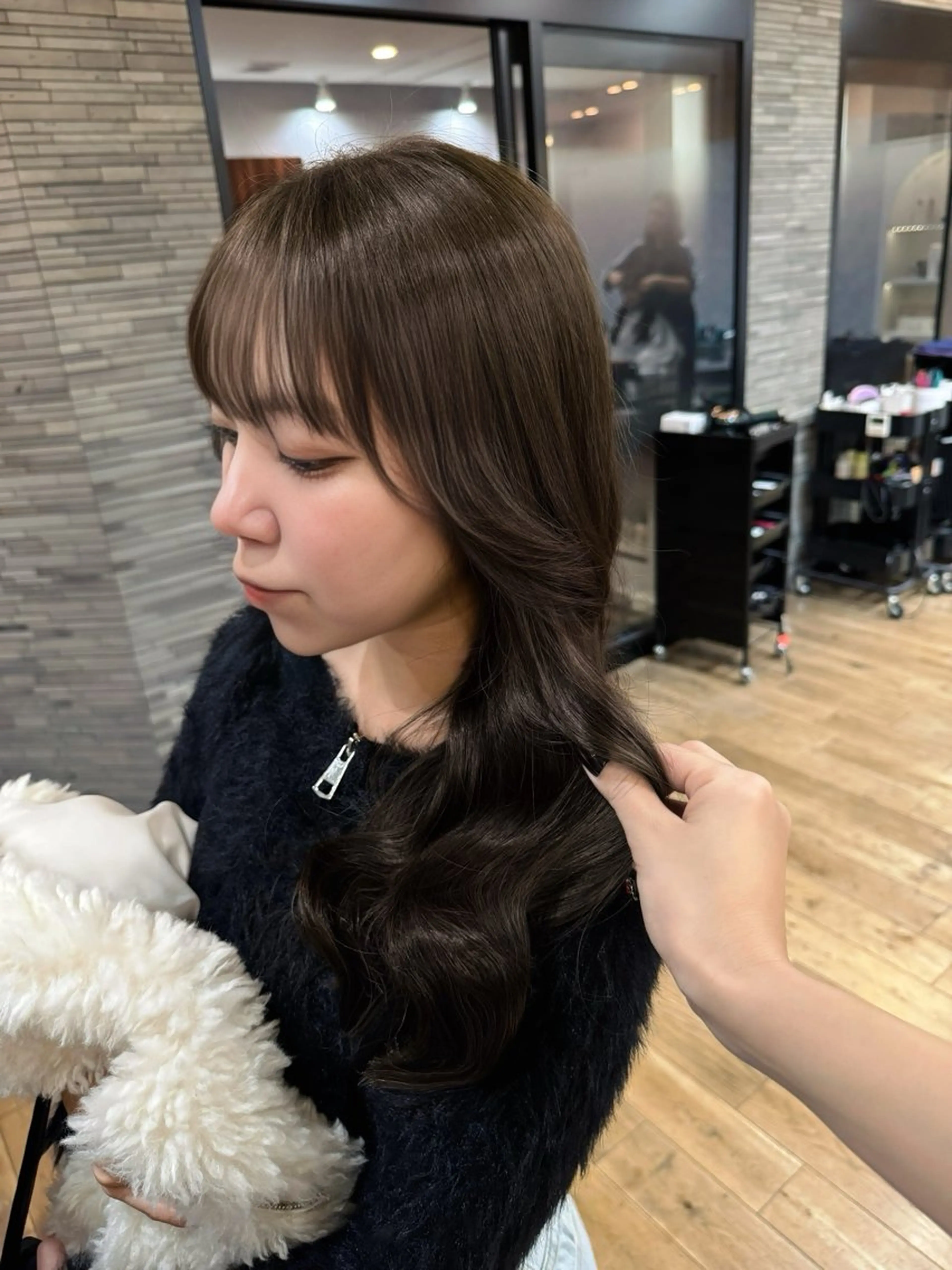 ロング 辻田 七海のヘアスタイル