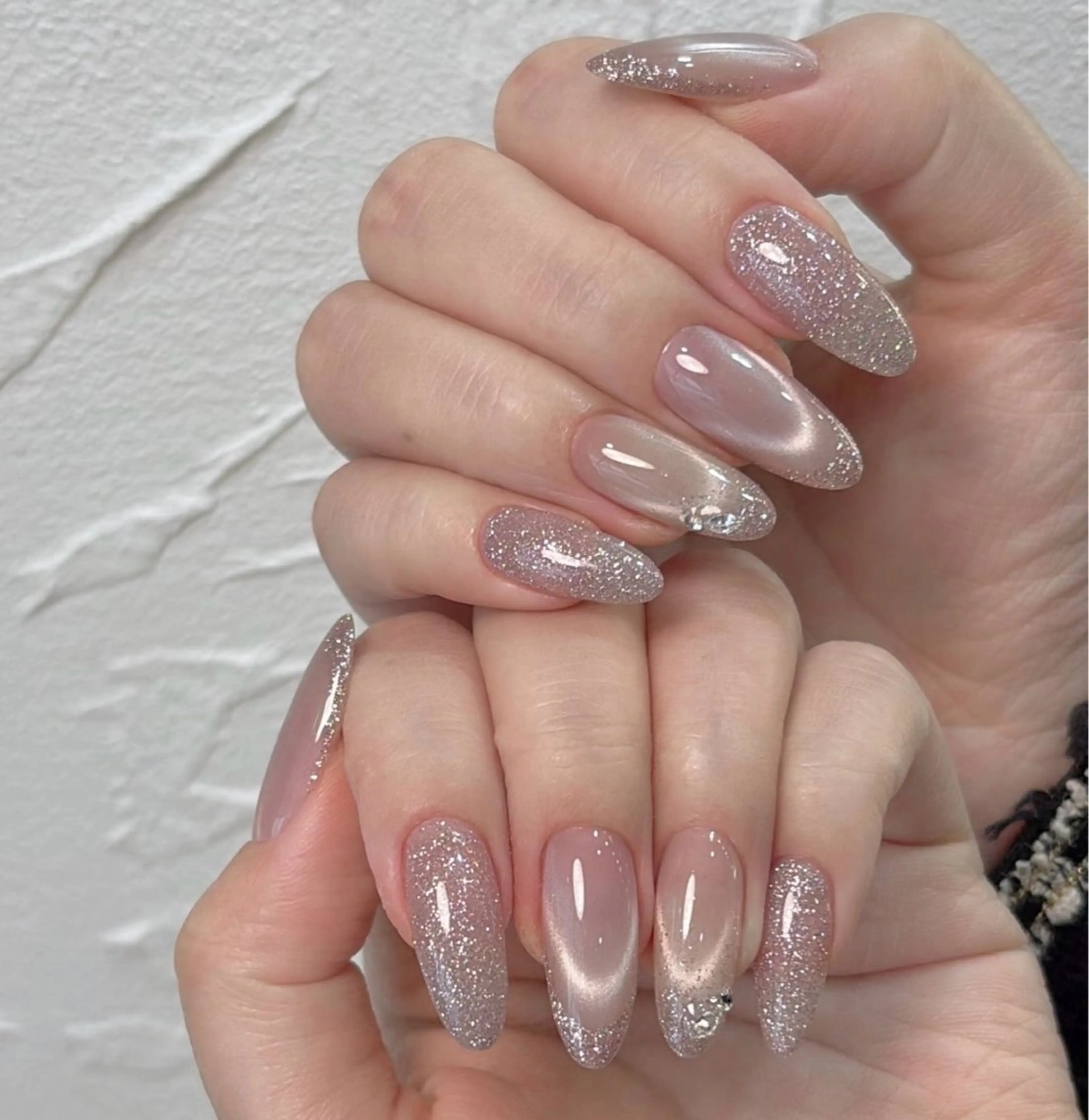ネイル オーロラネイル べっ甲ネイル チークネイル 成人式 長さ出し ハンドネイル ハンドケア For you. Nail Salonのネイルデザイン