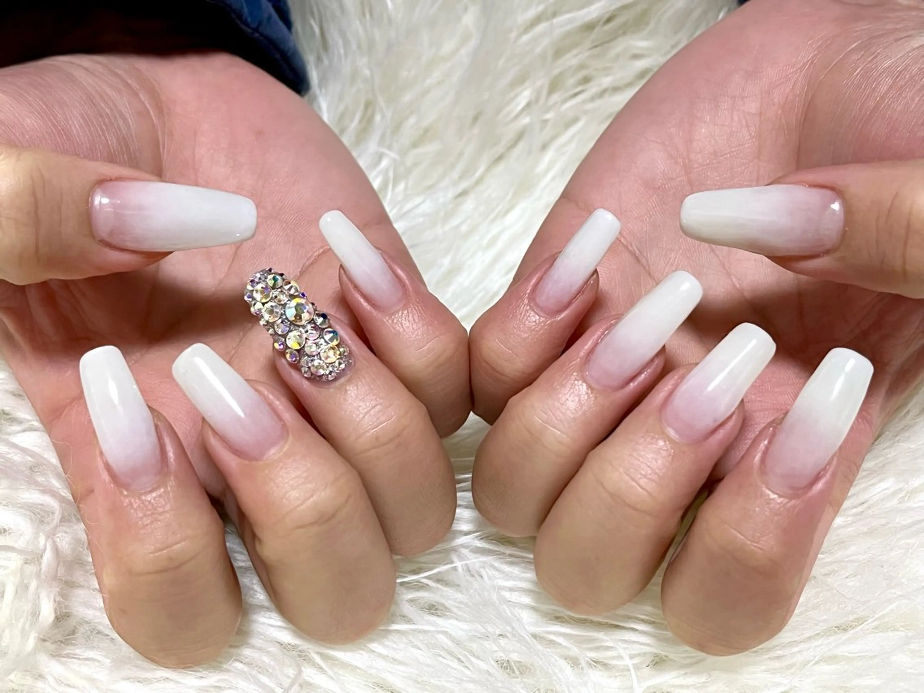 ネイル Queennail 北堀江megumiのネイルデザイン