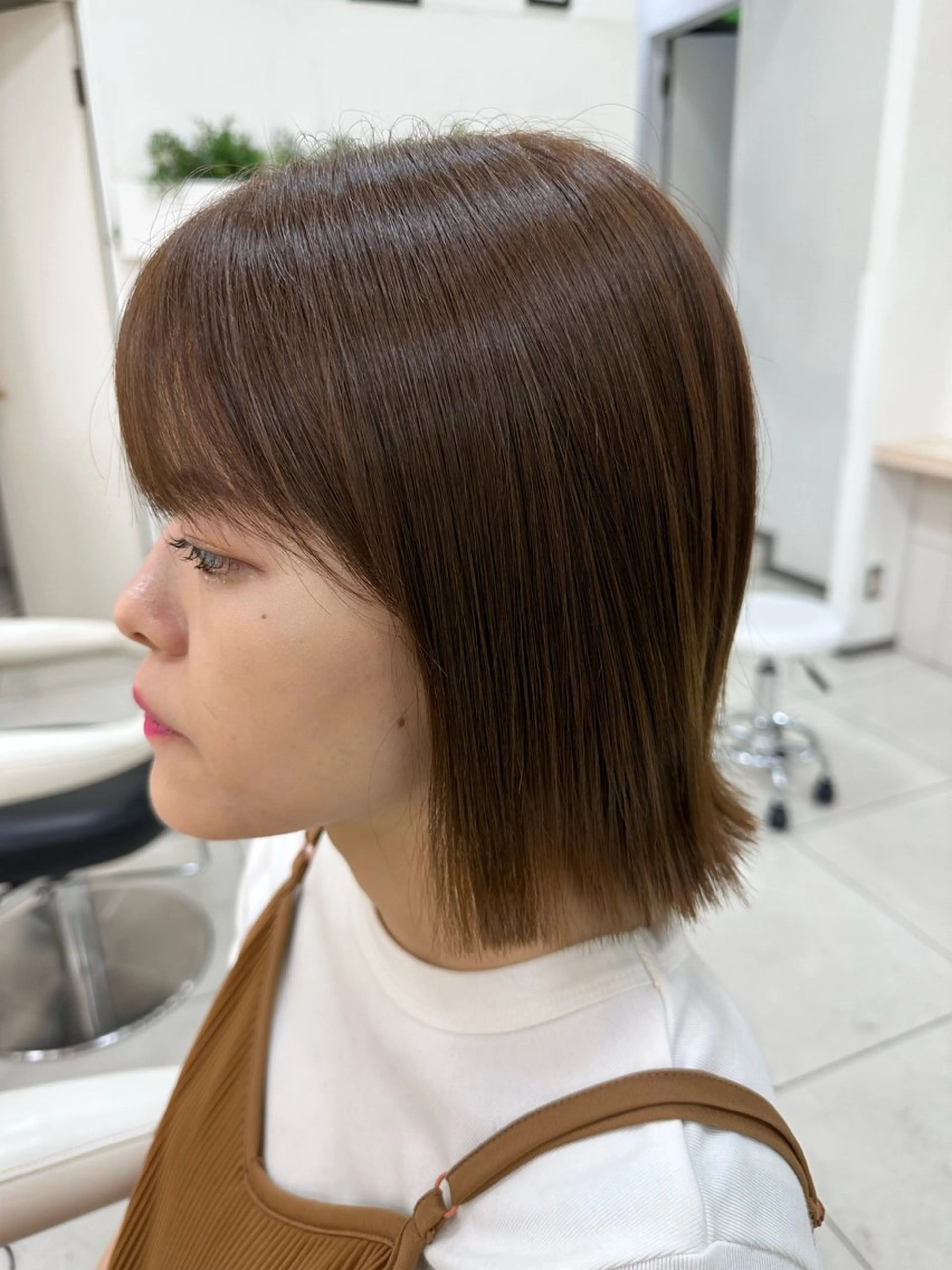 ミディアム カラー ブラウンカラー 外ハネヘア 伊佐 愛のヘアスタイル