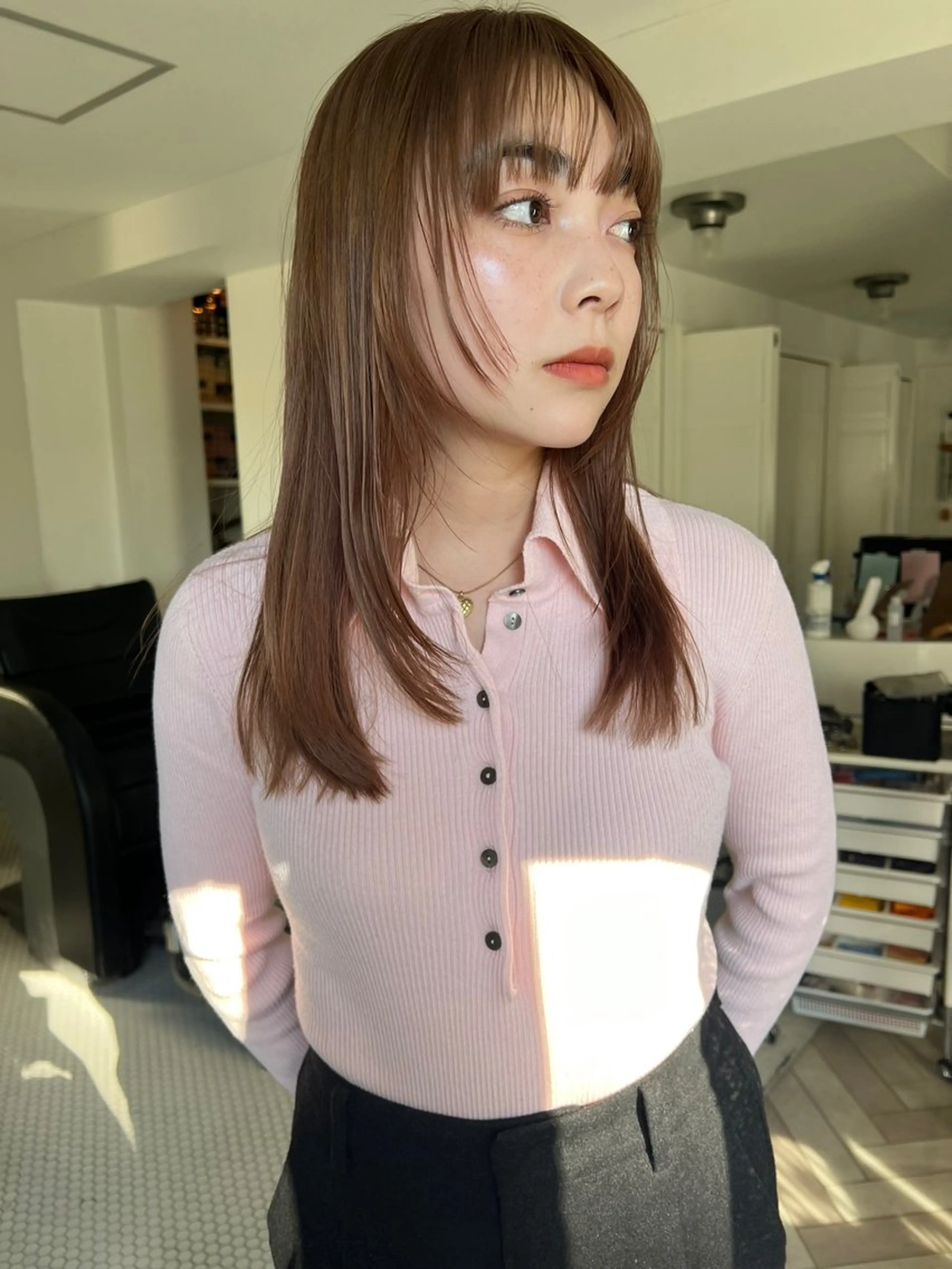 カラー ヘアカラー ブリーチカラー🎀 韓国風/寺門美優のヘアスタイル