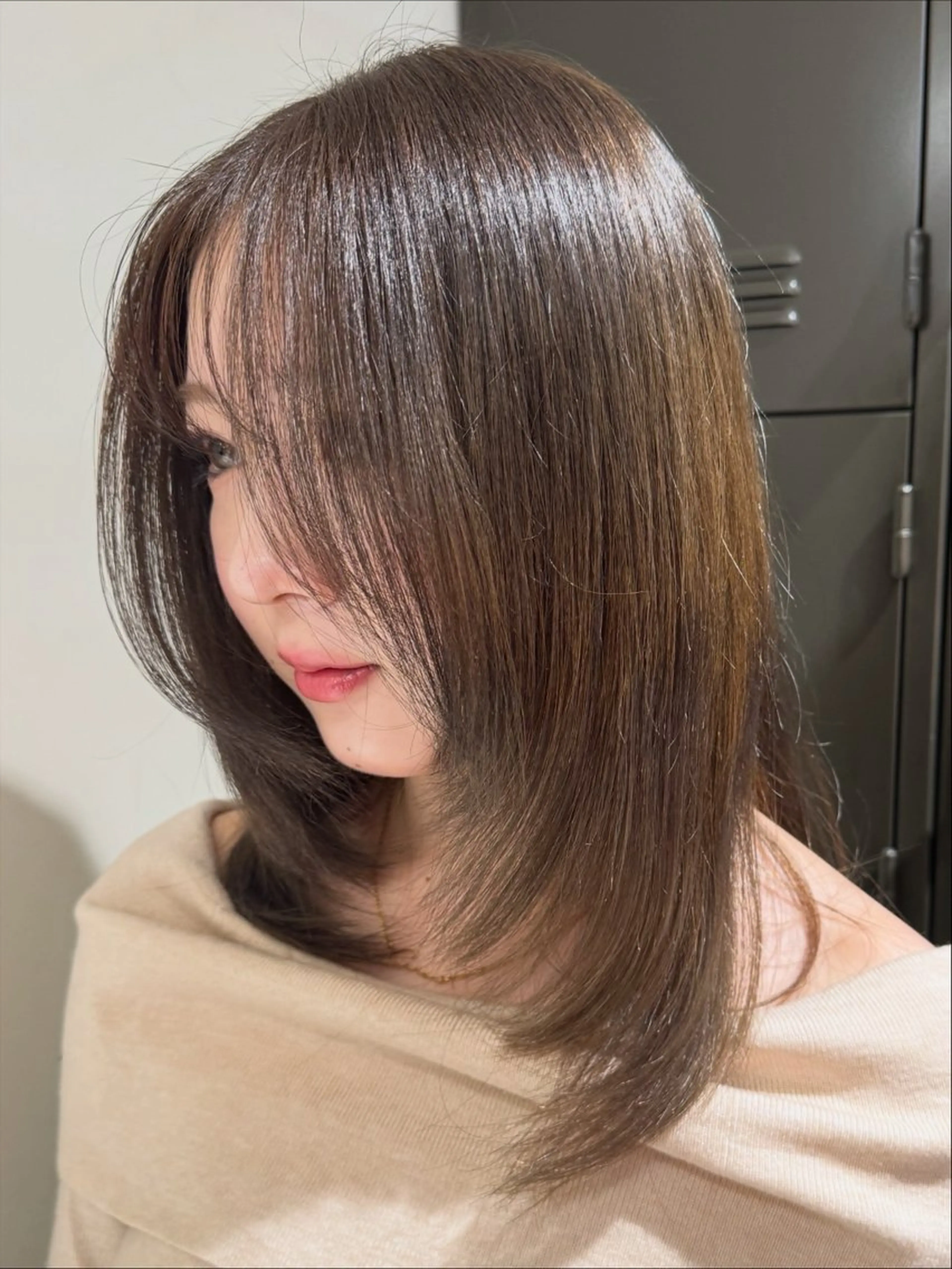 ミディアム ヘアカラー rioカットカラー ♡韓国レイヤーのヘアスタイル