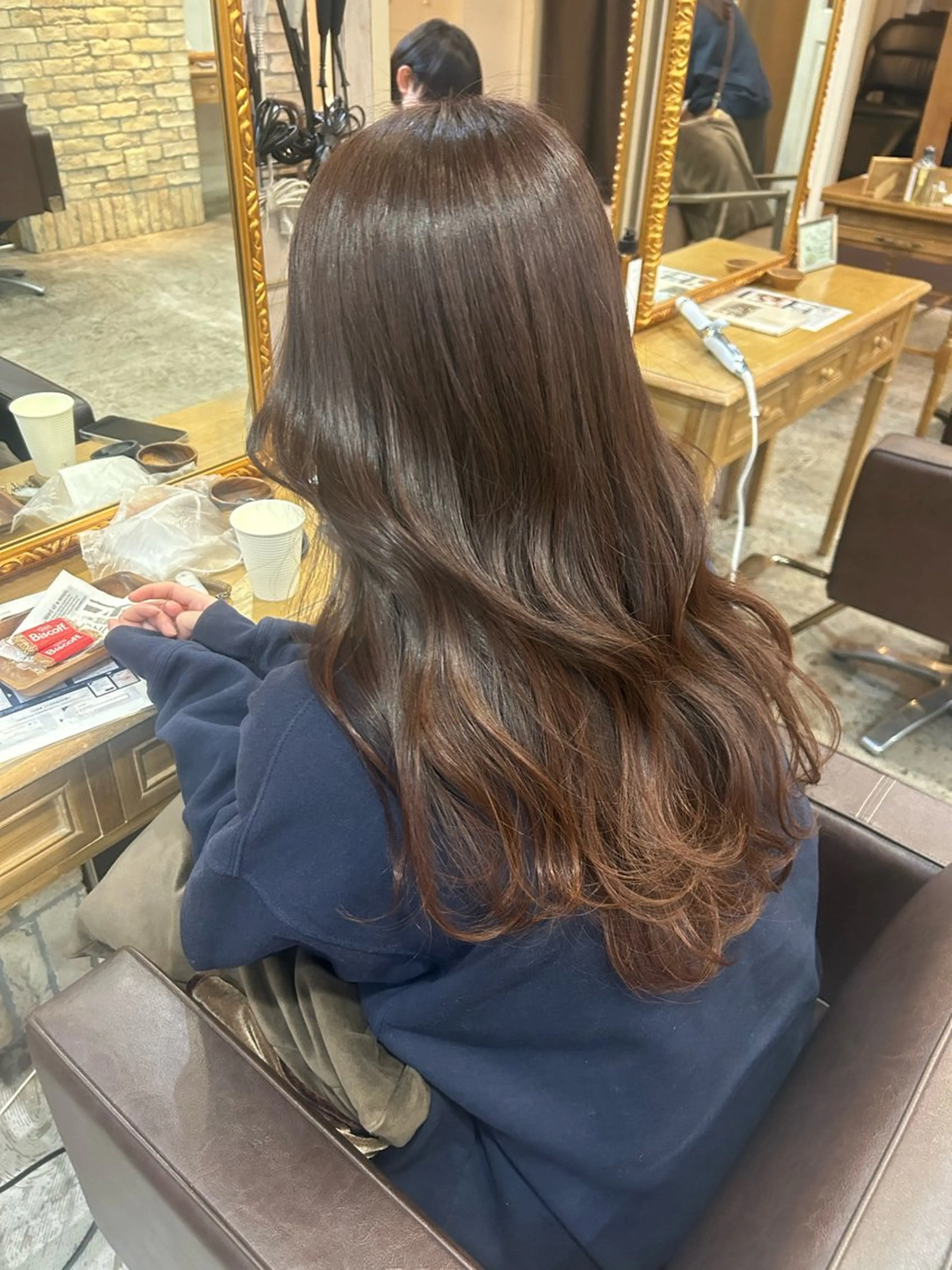 ロング カラー カット ヘアカラー トリートメント 小澤 一稀のヘアスタイル
