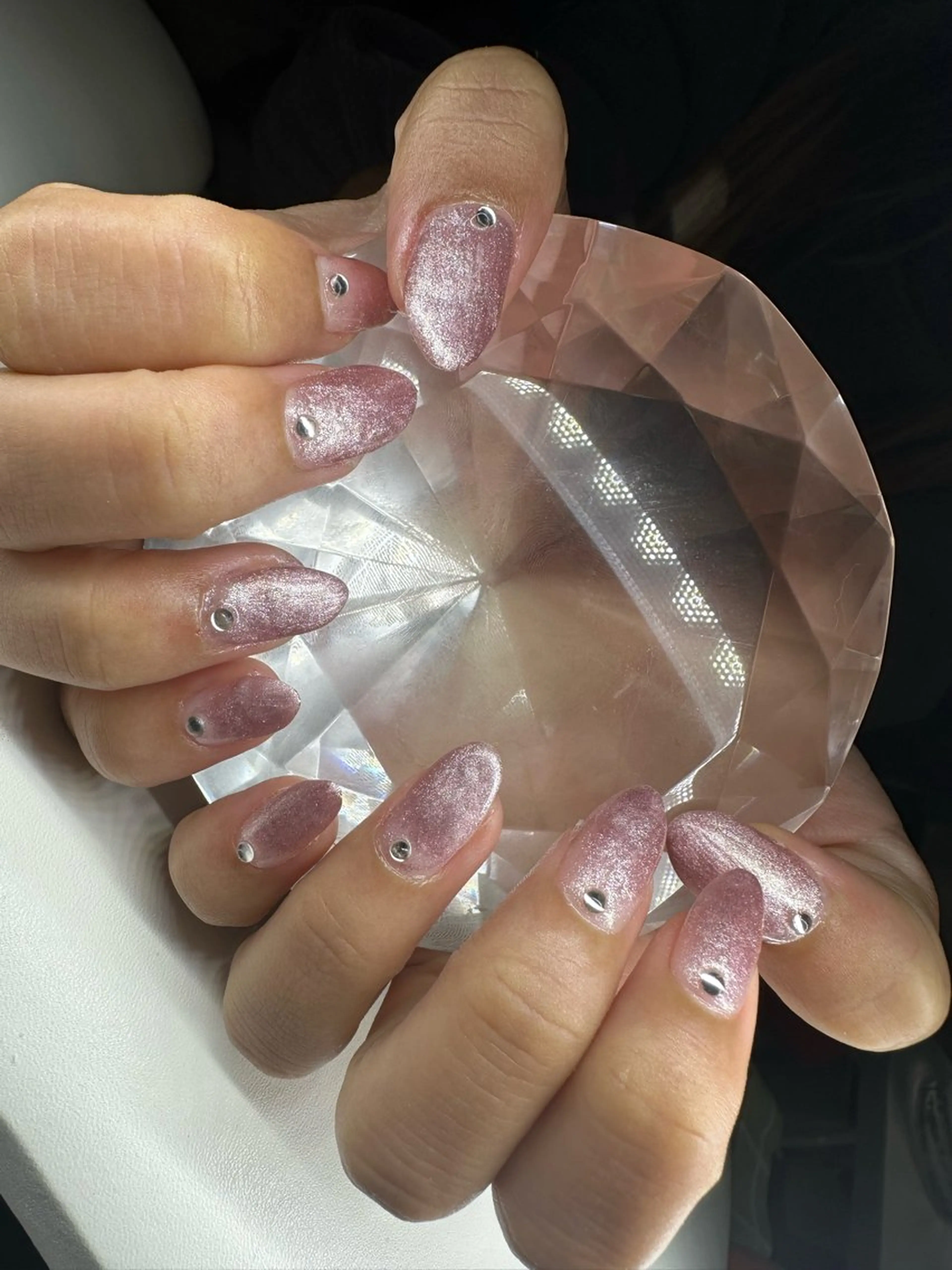 ミディアム ハンドネイル YOKOSUKA🧸 NAIL🌿🫧💛のネイルデザイン