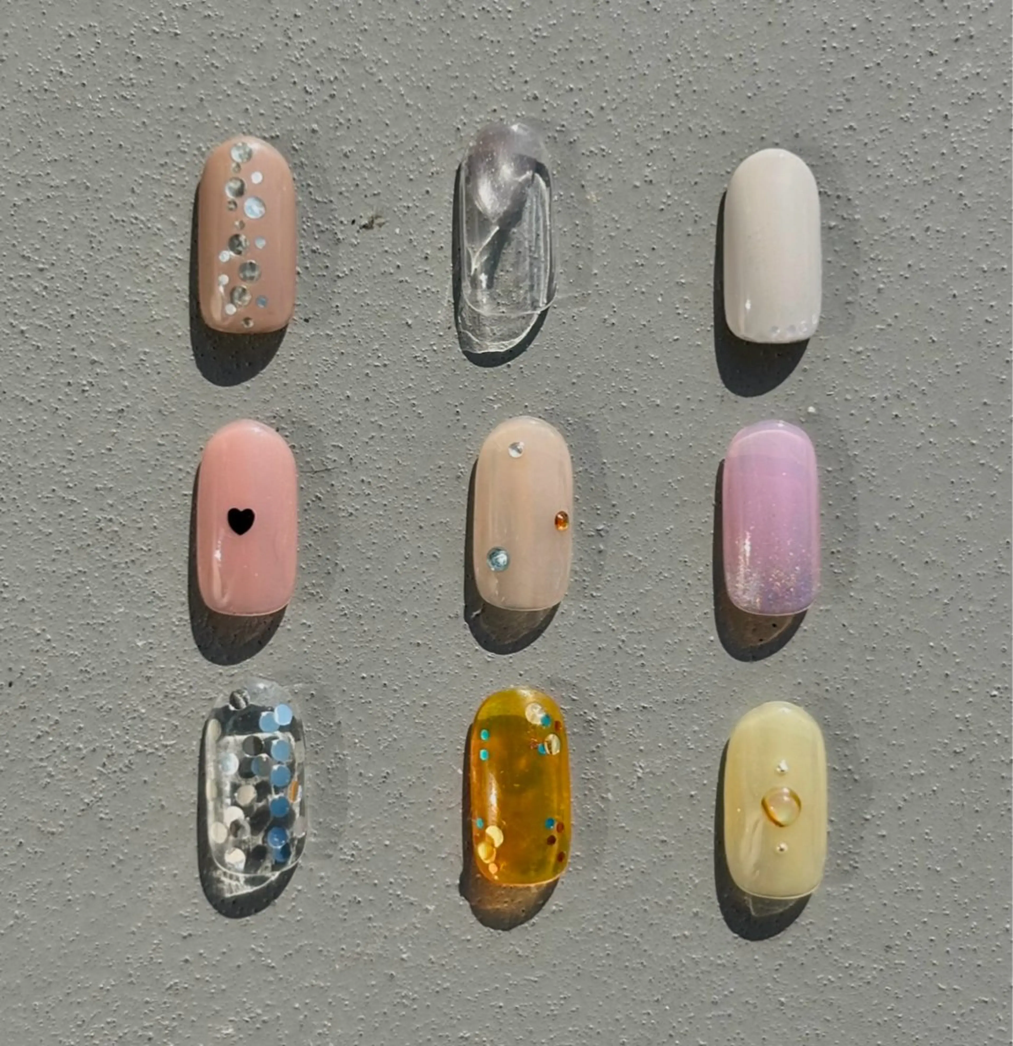 ネイル アートネイル クリアネイル フットネイル グラデーション ワンカラーネイル ハンドネイル Aya Mauleaのネイルデザイン